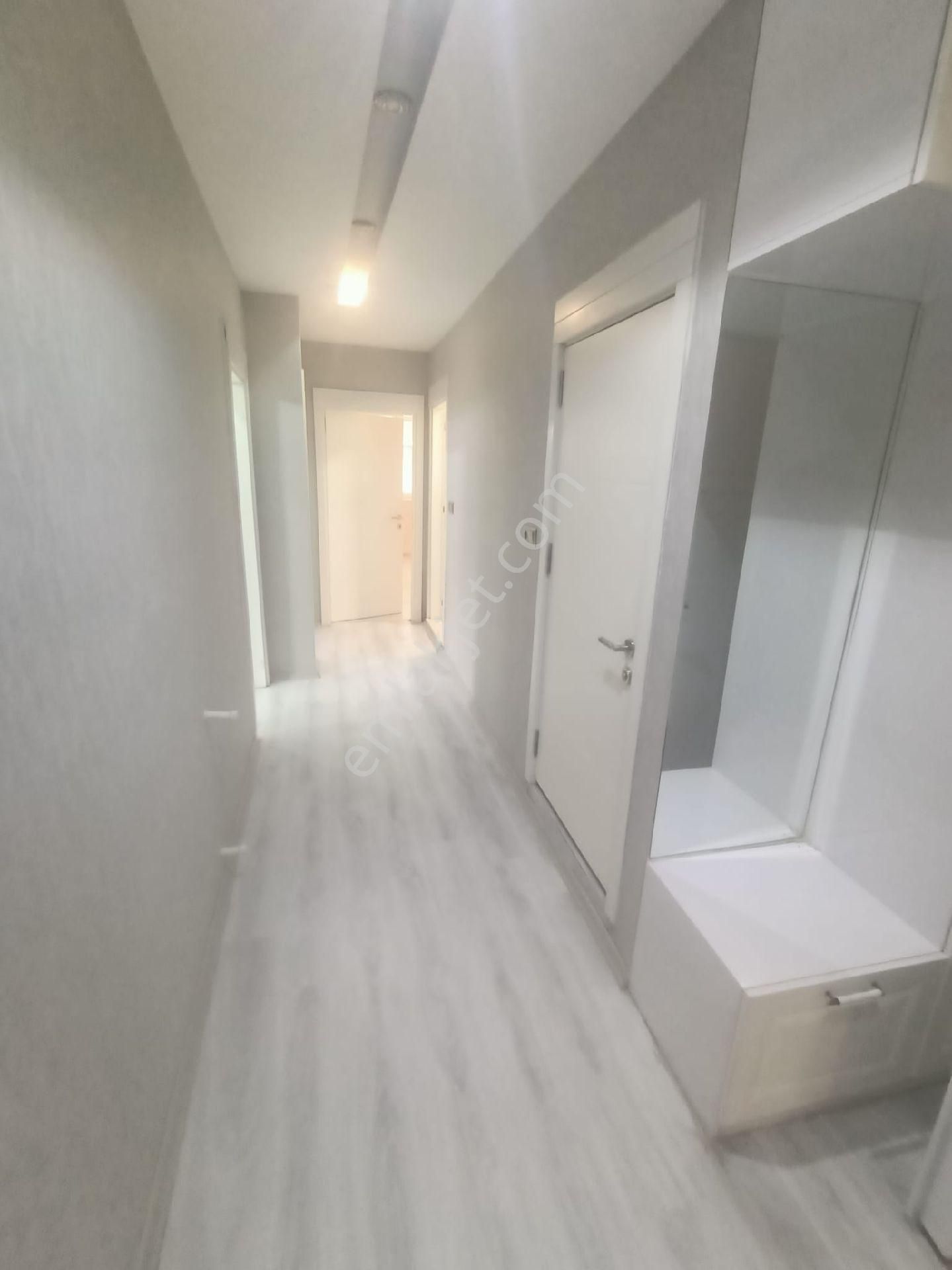 Kurttepe Ruh Sağlığı Civarı 2+1 A.mutfak Kiralık Daire - Görsel 14