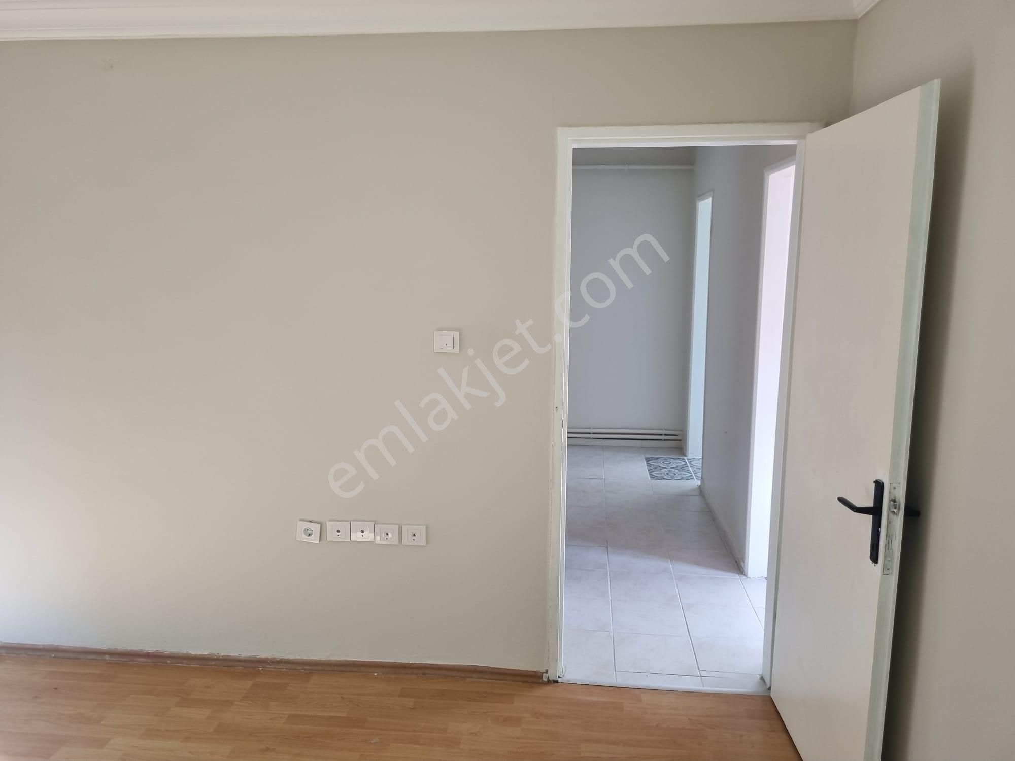 Çorlu'da 24 Saat Güvenlikli Sitede Kiralık Kombili 3+1 Daire - Görsel 18