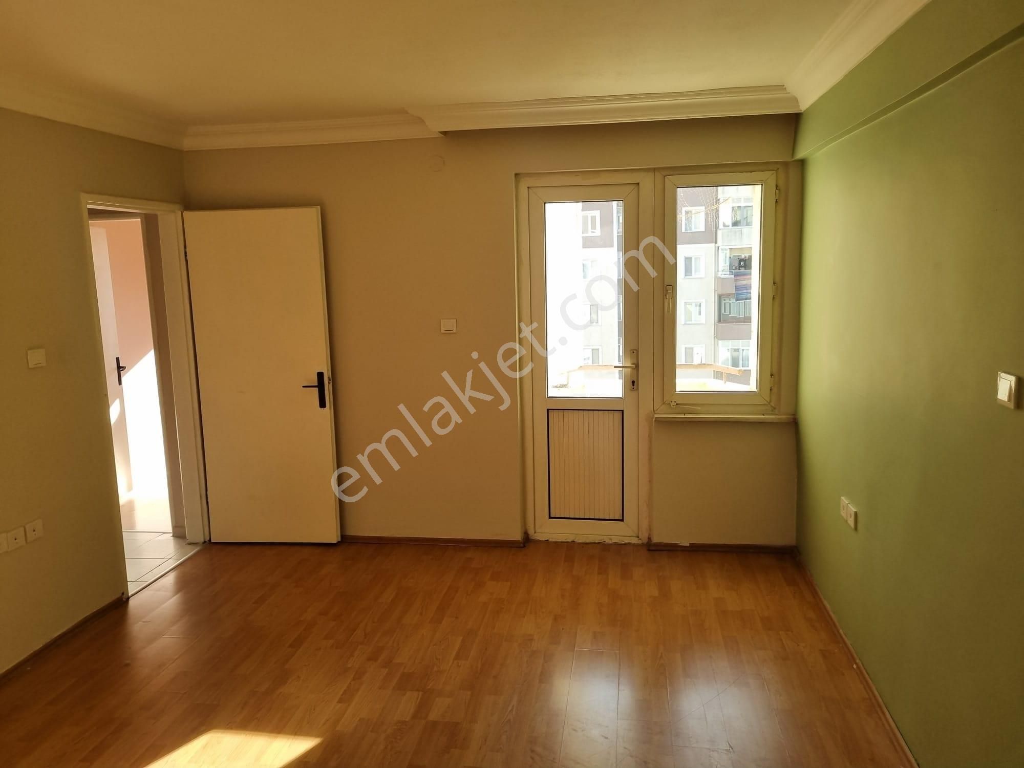 Çorlu'da 24 Saat Güvenlikli Sitede Kiralık Kombili 3+1 Daire - Görsel 17