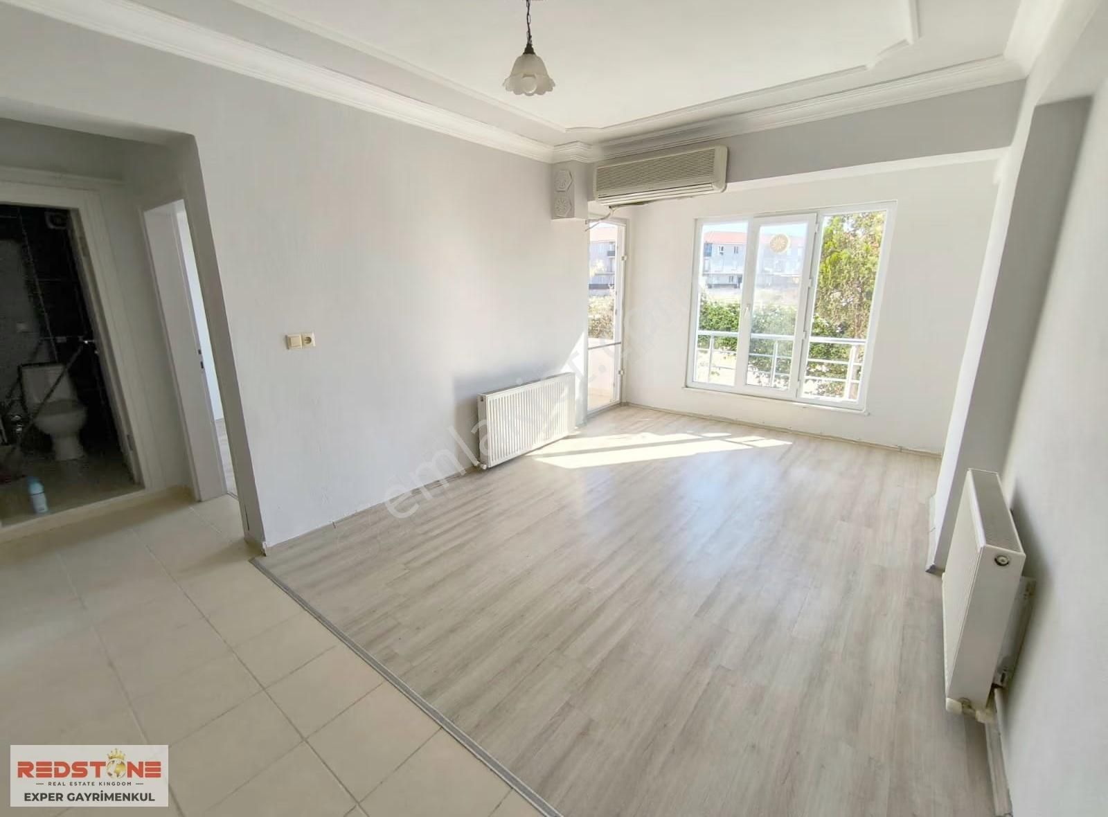 Havuzlu Site İçerisinde Kombili Giriş Kat 1+1 - Görsel 9