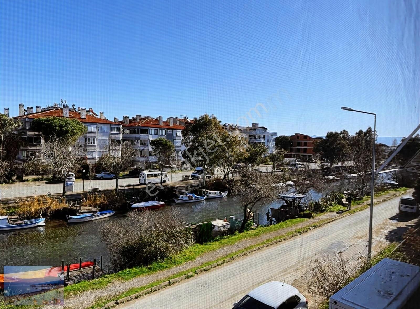 Akçay Özgüven Emlak'tan Ön Cephe Satılık 3+1 Arakat Daire - Görsel 10