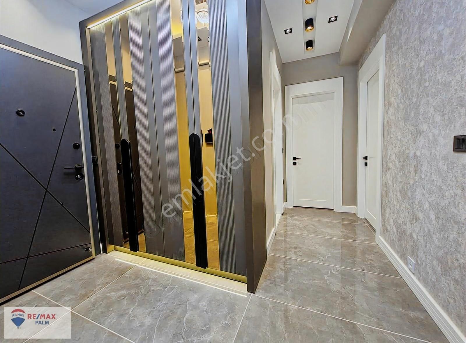 Remax Palm'den Mezitli'de Havuzlu Sitede Lüks 3+1 Satılık Daire - Görsel 8