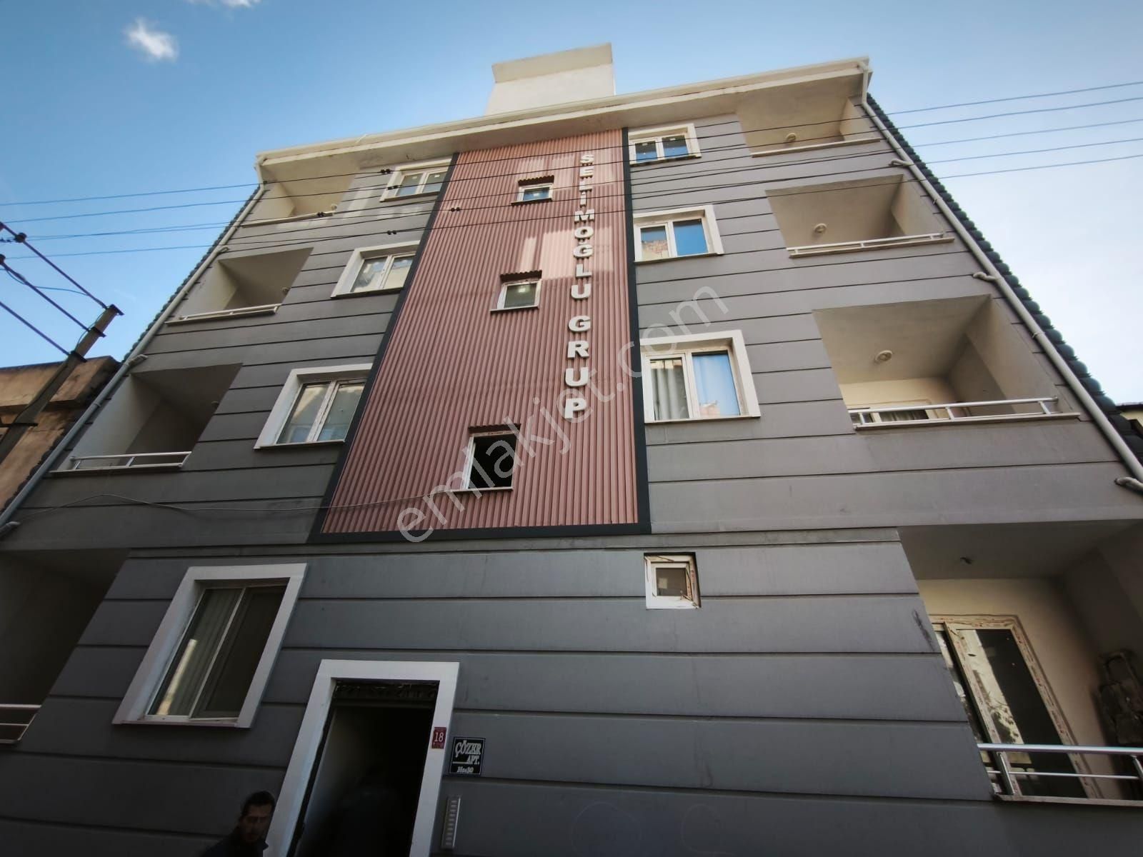 Edremit Merkezde Vergi Dairesi Arkası