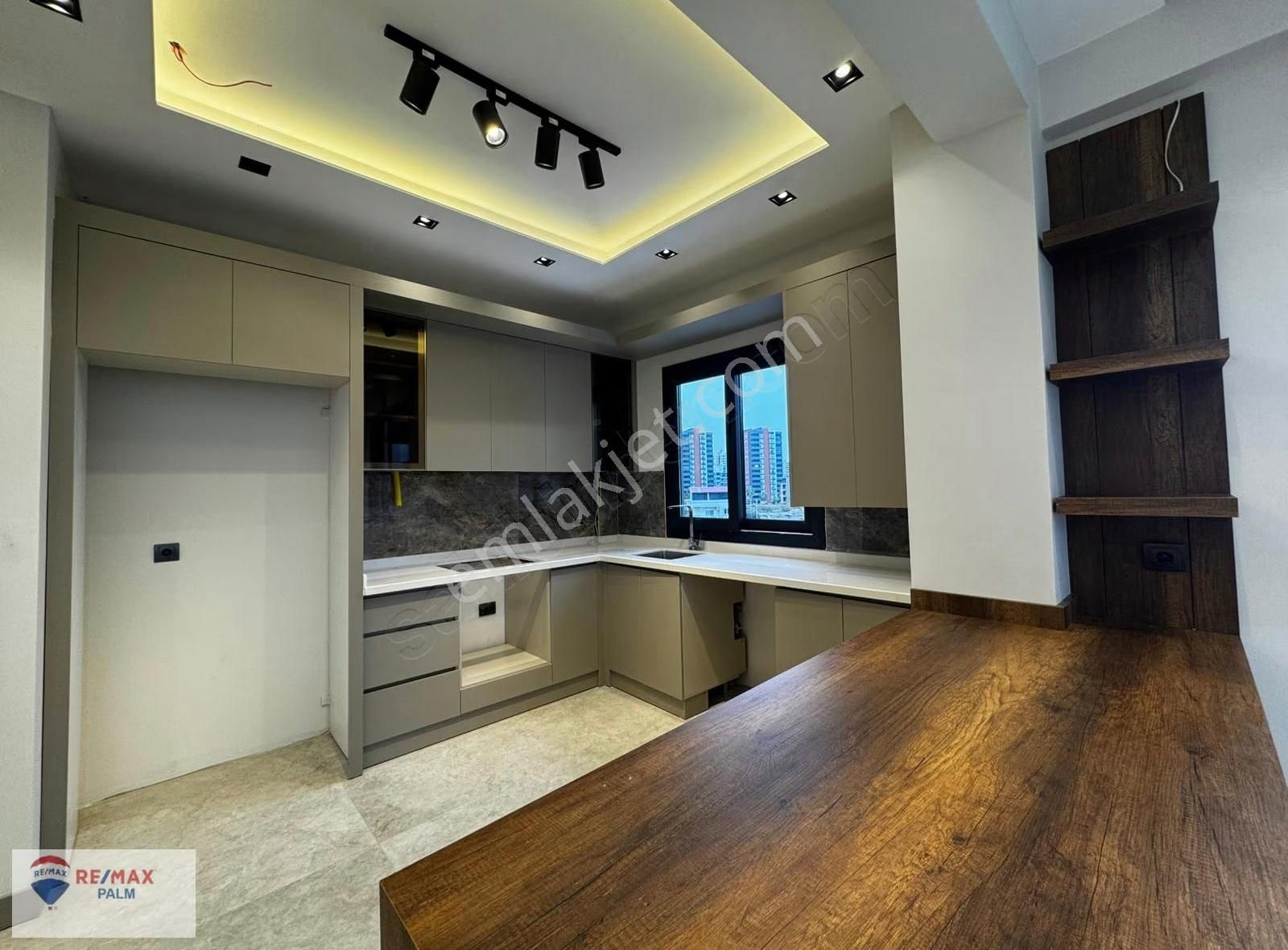 Remax Palm'den Yerden Isıtmalı Lüks Konsept Sıfır 2+1 Daire - Görsel 6