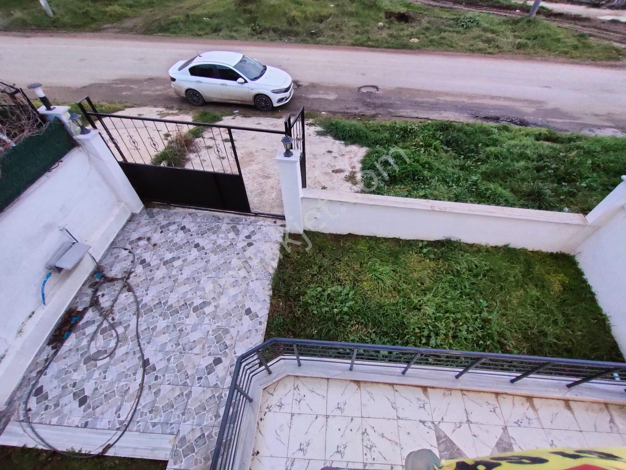 Tekirdağ Yeniçiftlik De Anayol Üzeri Büyük Ve Kullanışlı Villa - Görsel 22