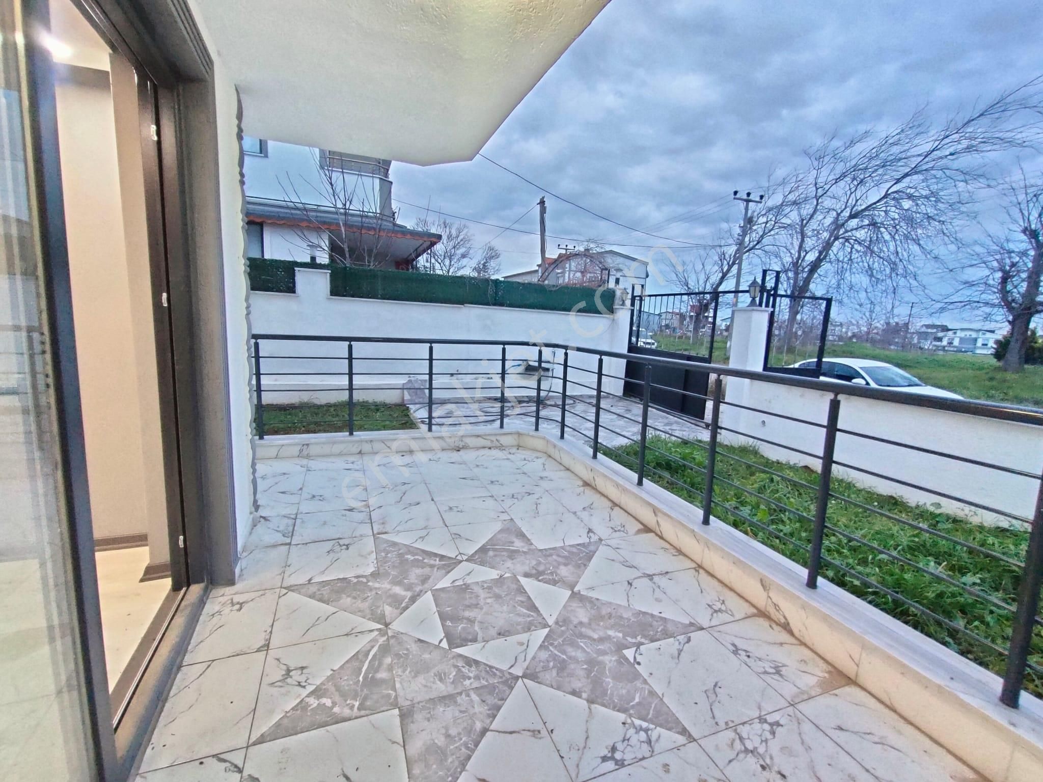 Tekirdağ Yeniçiftlik De Anayol Üzeri Büyük Ve Kullanışlı Villa - Görsel 11