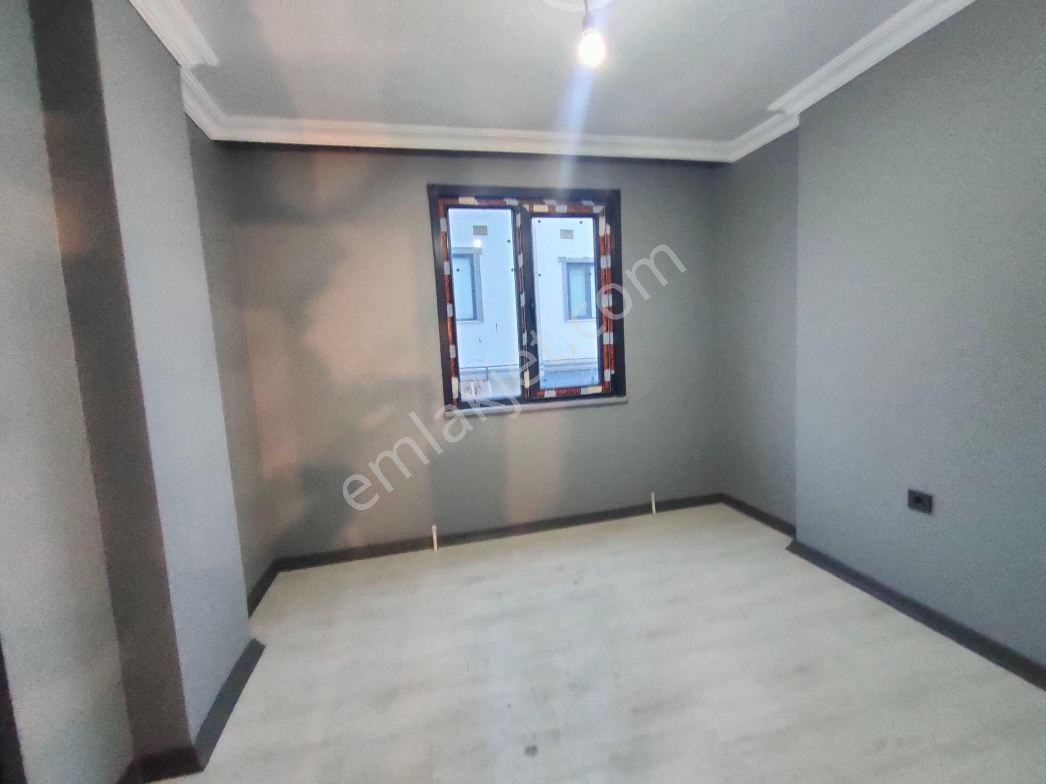 Tekirdağ Yeniçiftlik De Anayol Üzeri Büyük Ve Kullanışlı Villa - Görsel 25