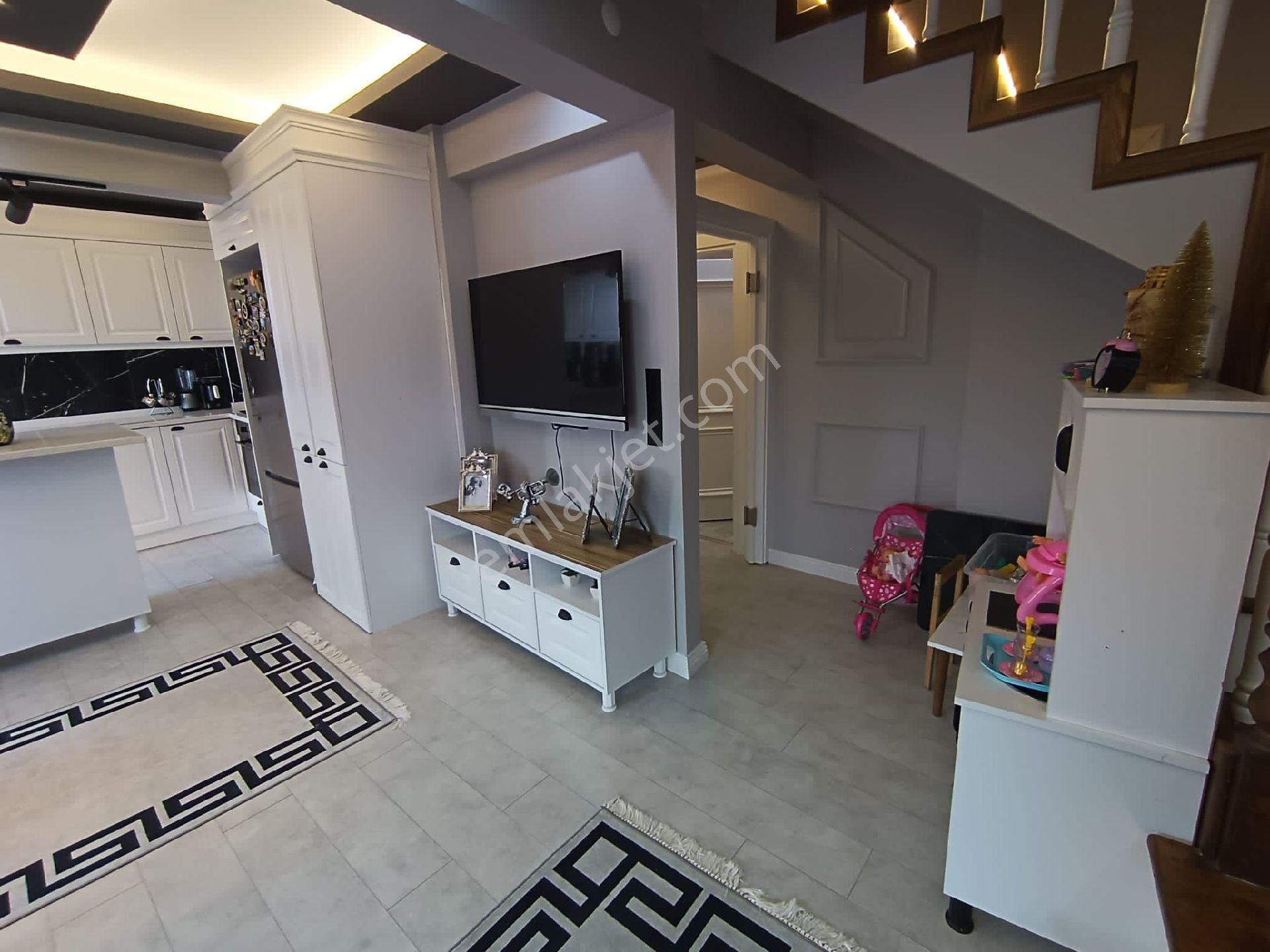 Truva Yağız'dan Lüks Yapılı 5+1 Ayrı Girişli Dubleks Daire - Görsel 27