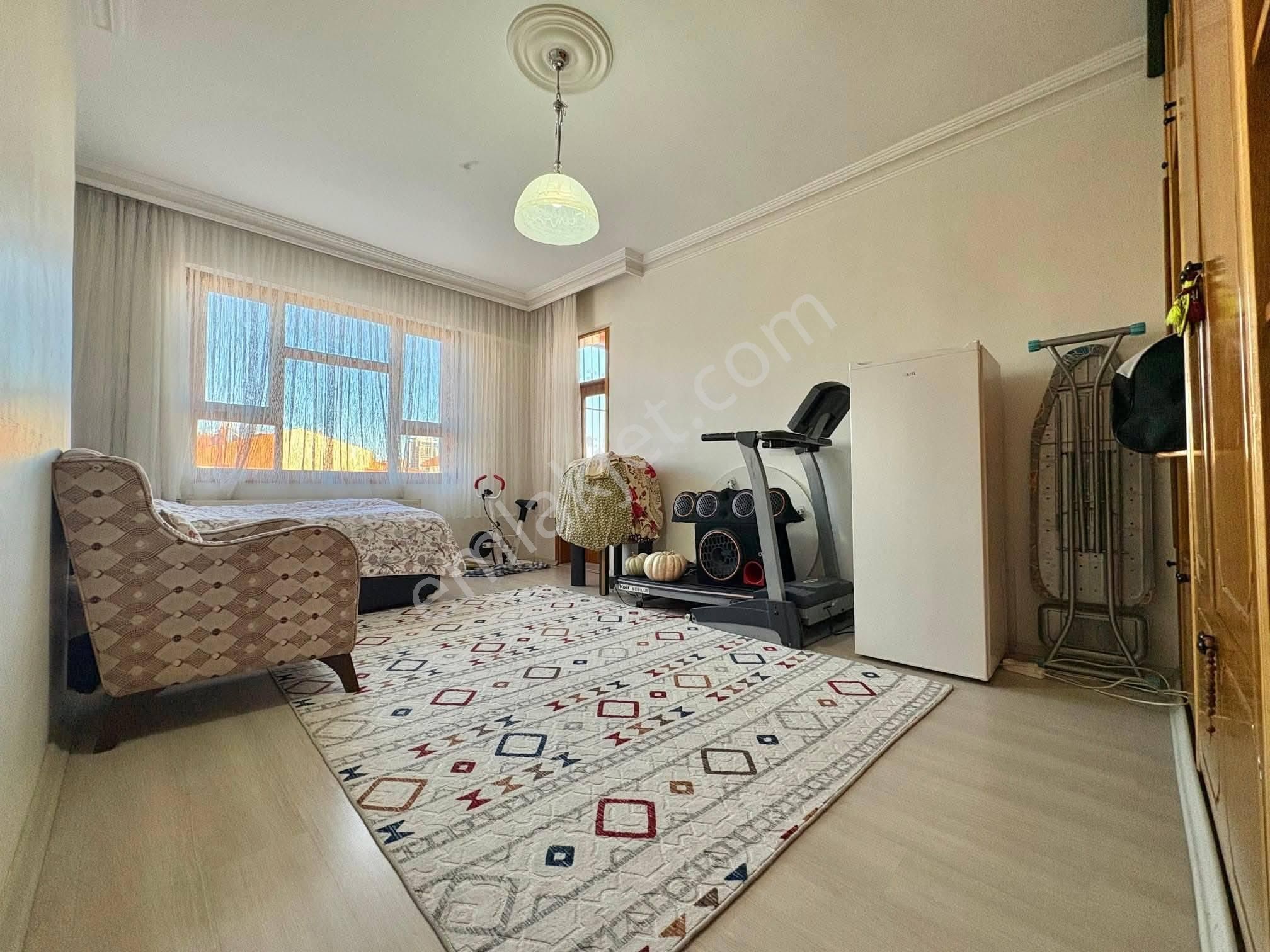 Orhan Gazi Den Arakat 4+1 Daire Bedir Mh.de Kent Plaza Yürüme Mesafesin De - Görsel 3