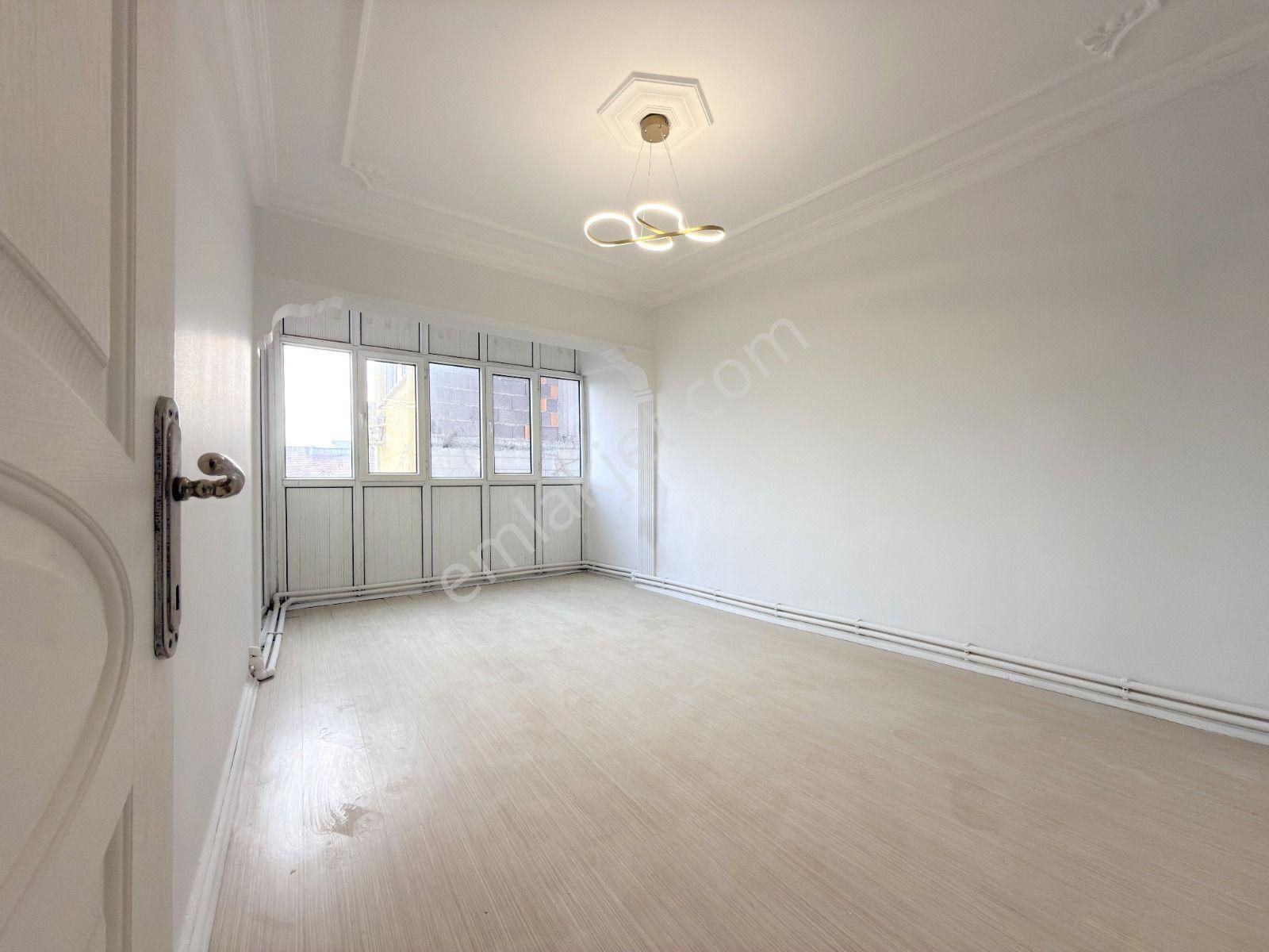 Çaybaşı Cami Yakını Çınara Yürüme Mesafesinde İçi Sıfır Yenilenmiş Daire Satılık - Görsel 4