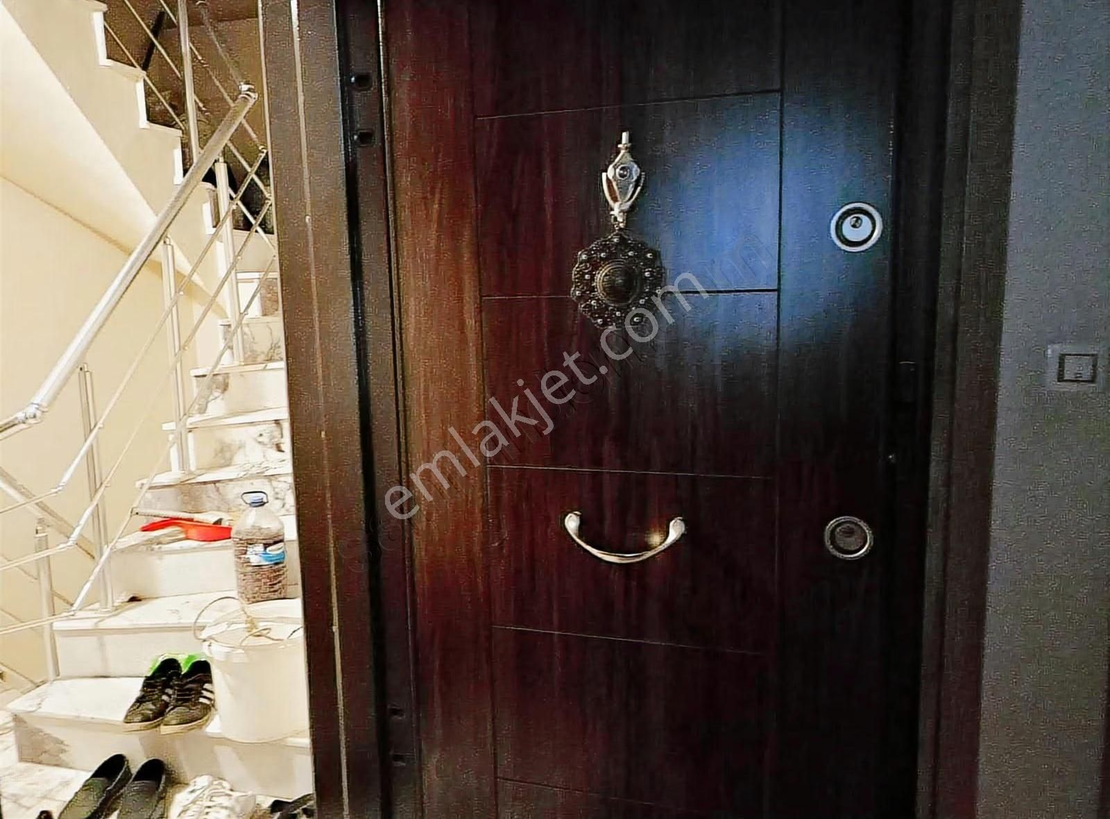 Gazipaşa'da 4+1 Ayrı Mutfaklı Ferah Ve Bakımlı Dubleks Daire - Görsel 12