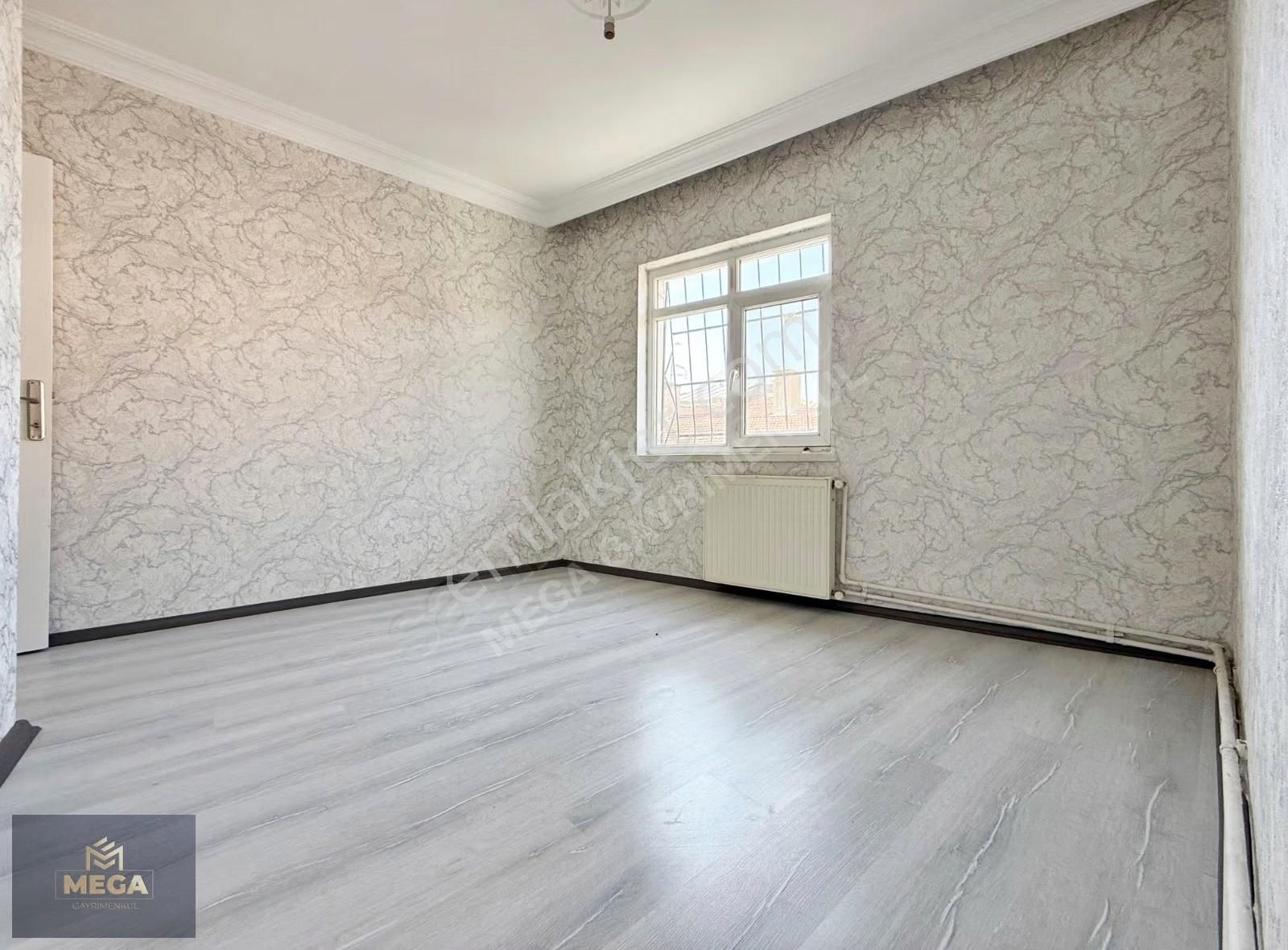 İncirlide Altında Tam Kat Olan Yüksek Giriş Ayarında Full Yapılı - Görsel 7