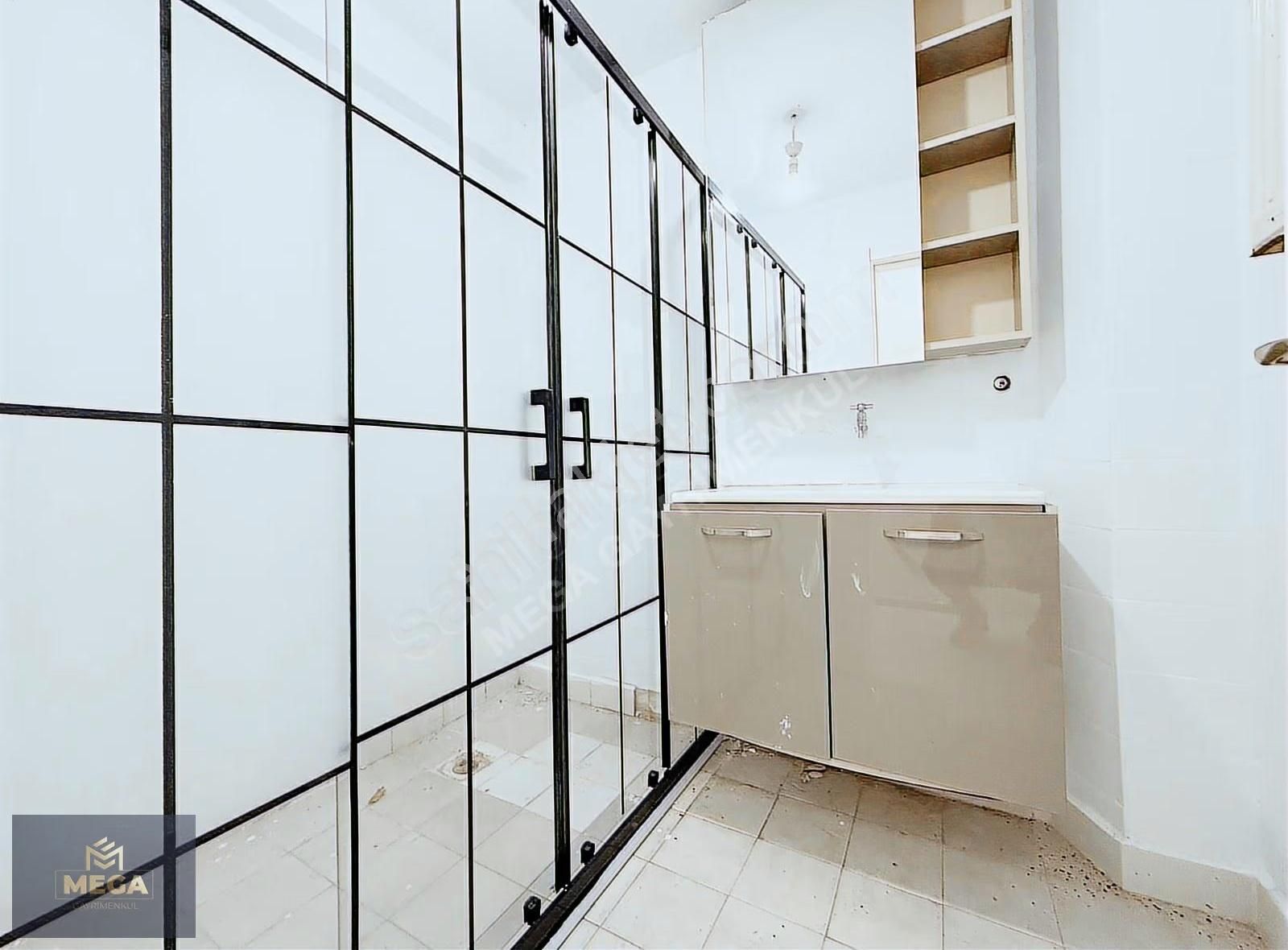 İncirlide Altında Tam Kat Olan Yüksek Giriş Ayarında Full Yapılı - Görsel 11