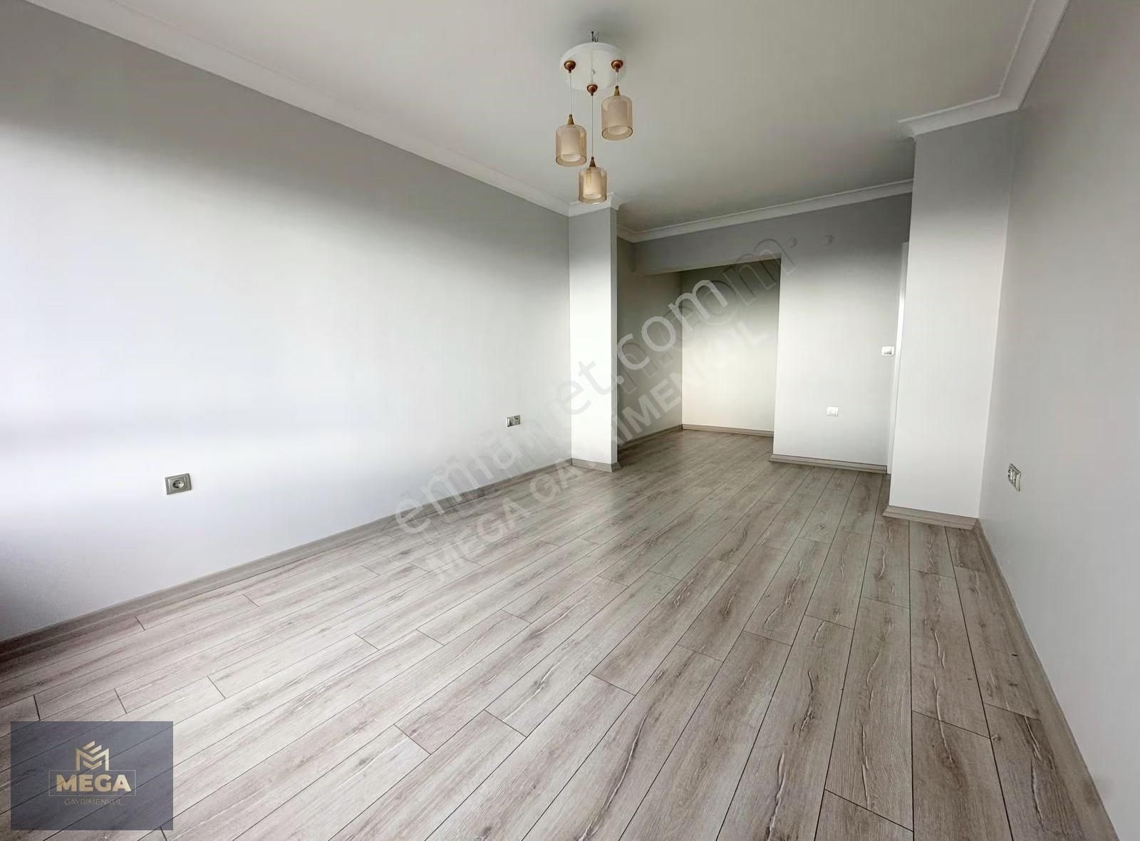 Muhteşem Büyüklükte Site İçinde Lüks Yapılı Ank.manzaralı - Görsel 18