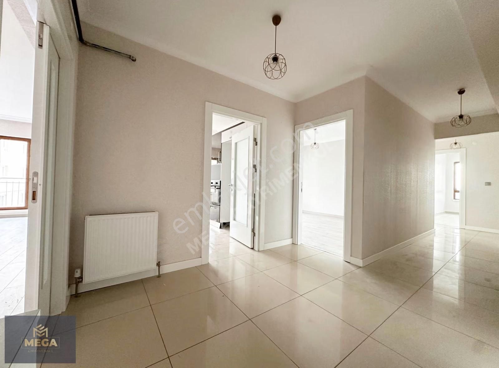 Muhteşem Büyüklükte Site İçinde Lüks Yapılı Ank.manzaralı - Görsel 20