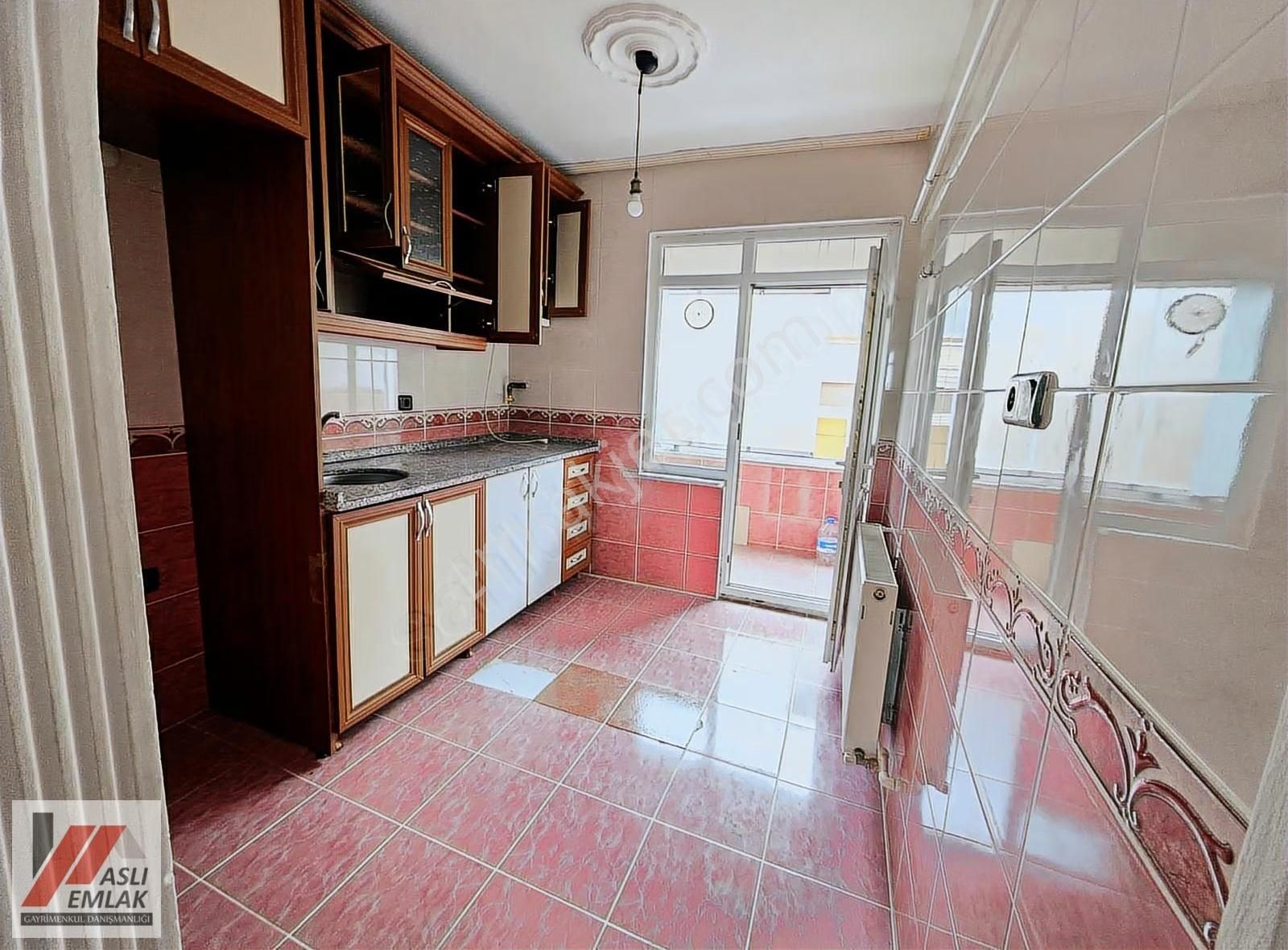 Aslı Emlak Tan Çift Balkonlu Ara Kat Daire - Görsel 2