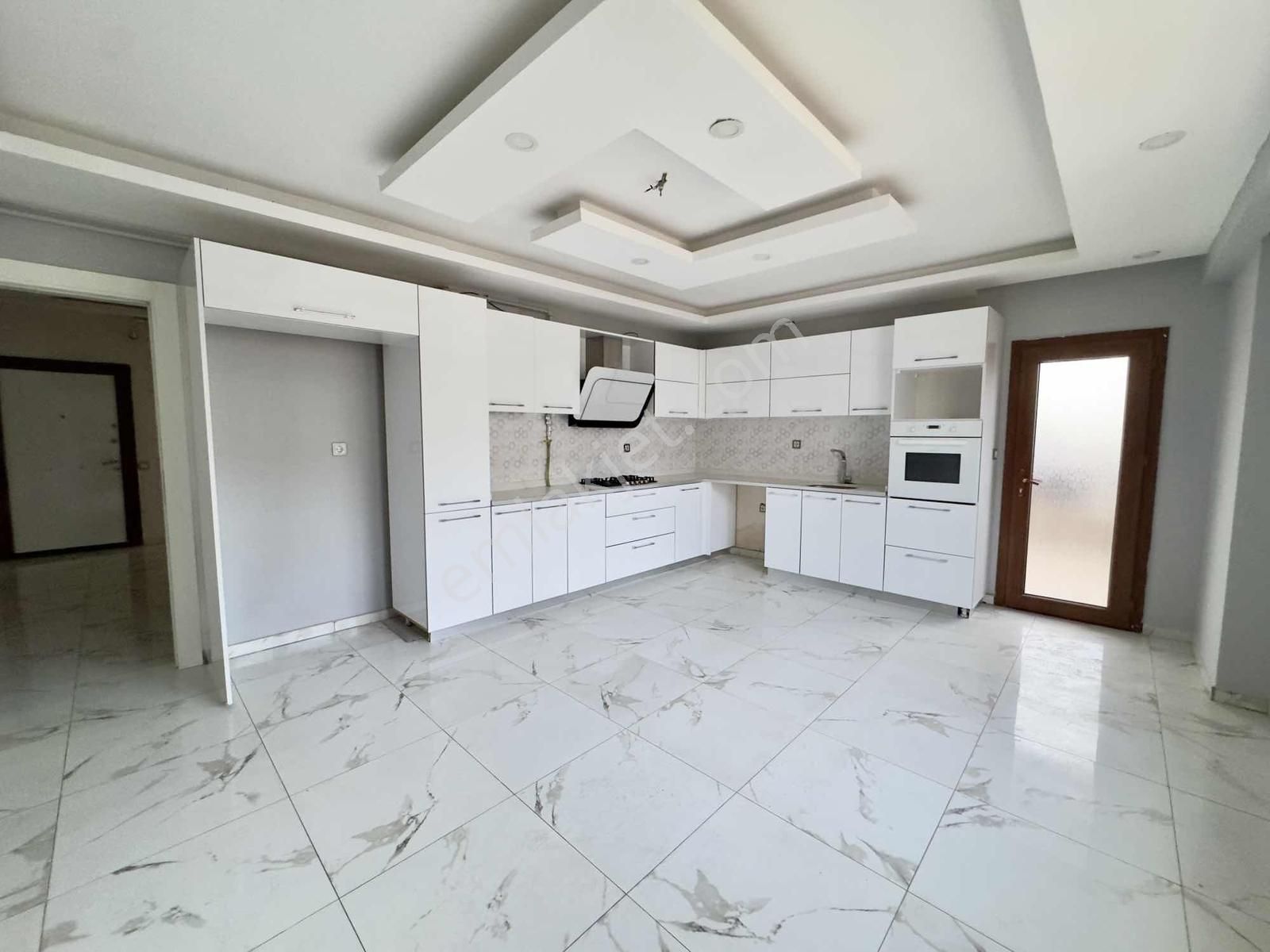 Yasin Batan'dan Süper Konumda Masrafsız Geniş 4+1 Lüks Daire - Görsel 20