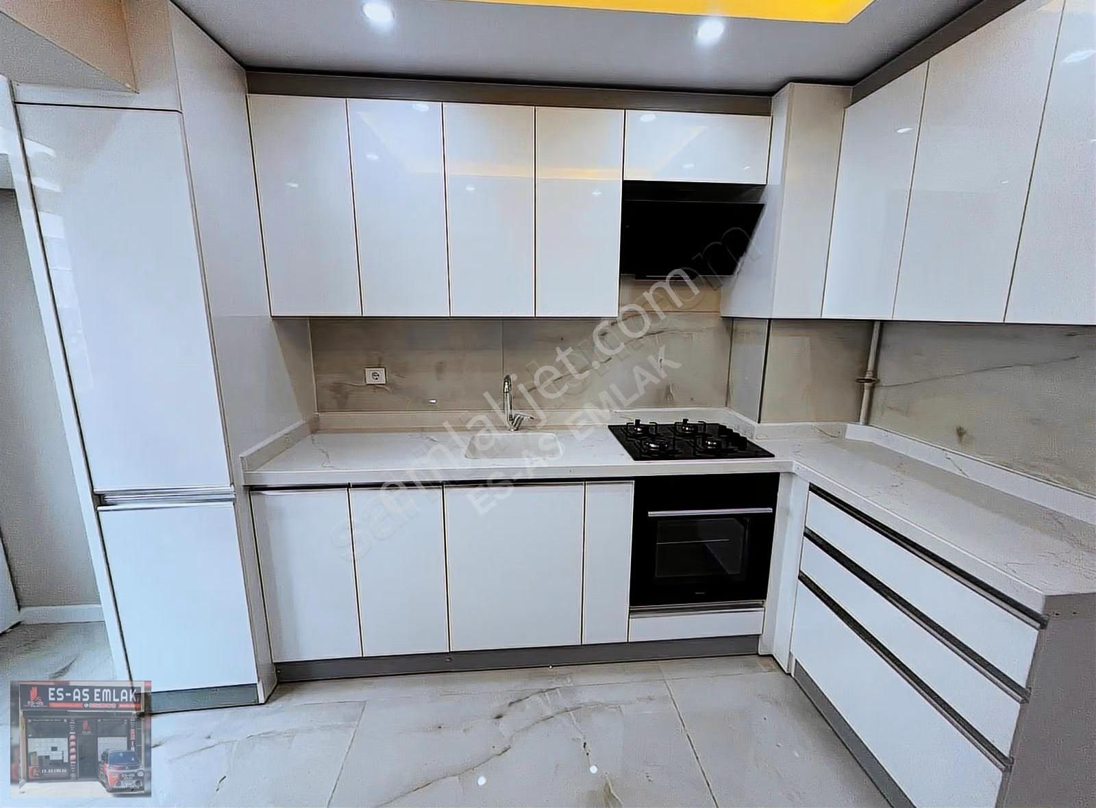 Es-as Emlak'tan 30 Ağustos Mh.de 3+1 Full Yapılı Satılık Daire - Görsel 11