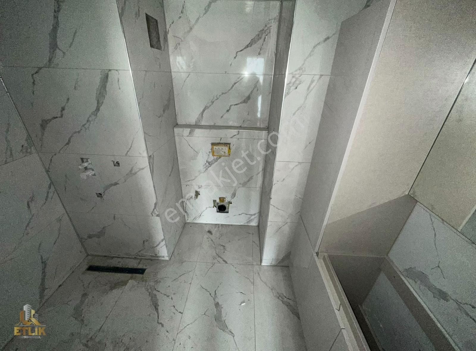 Etlik'den Ovacık Bulvar'da 4+1 Konforlu Yapı 3 Banyolu Daire !!! - Görsel 3