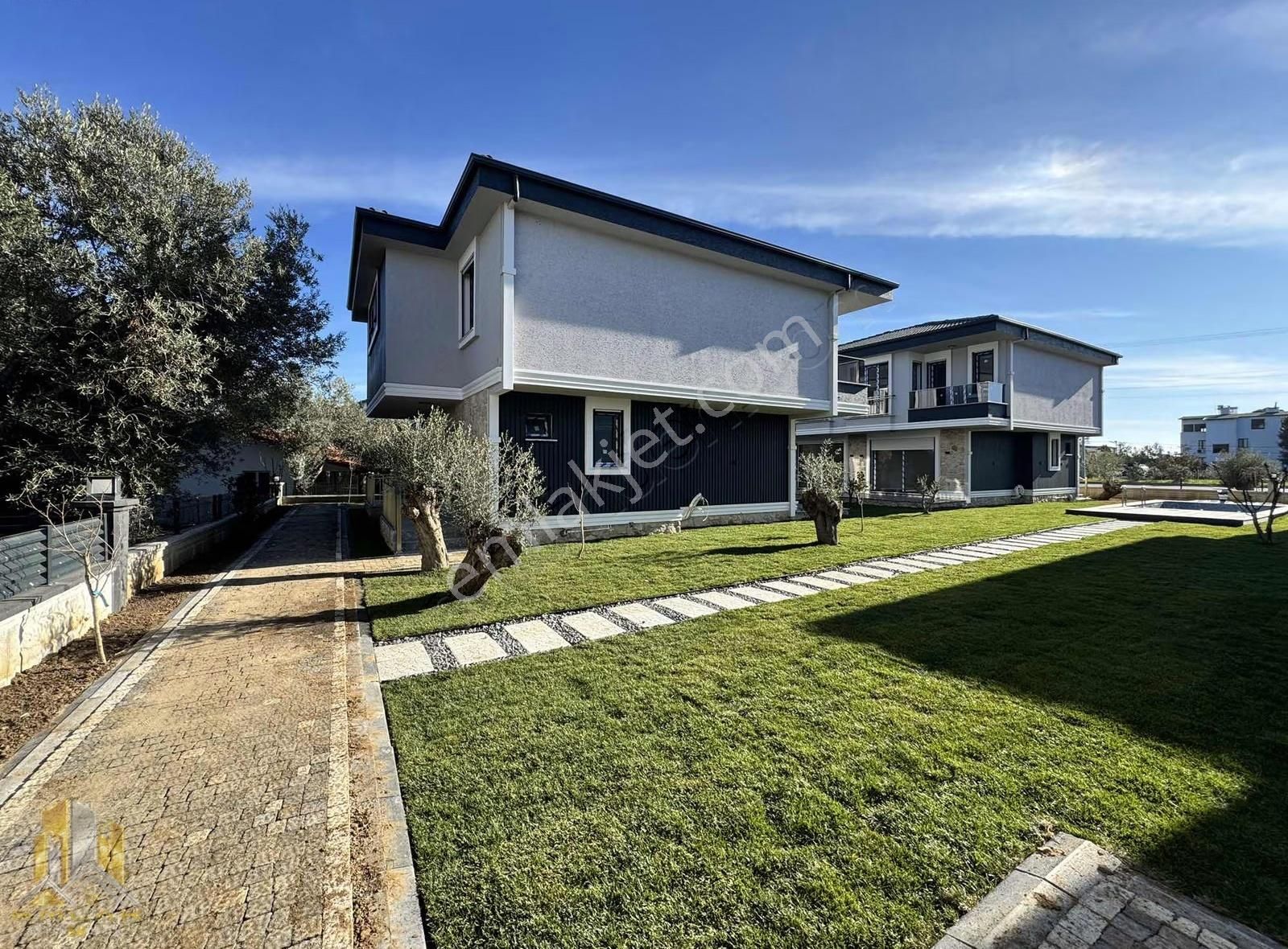 Emlak-58'den Küçükkuyu Merkezde Denize Yakın Sıfır 3+1 Villalar - Görsel 6