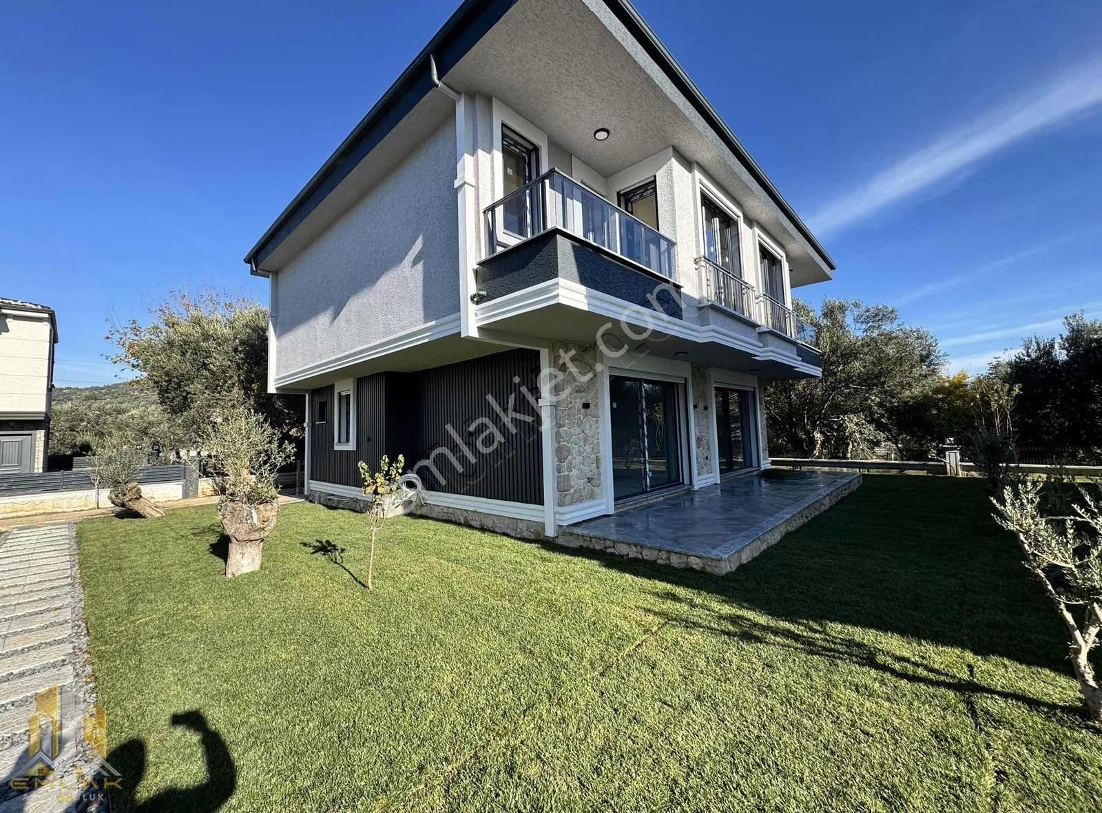 Emlak-58'den Küçükkuyu Merkezde Denize Yakın Sıfır 3+1 Villalar - Görsel 2