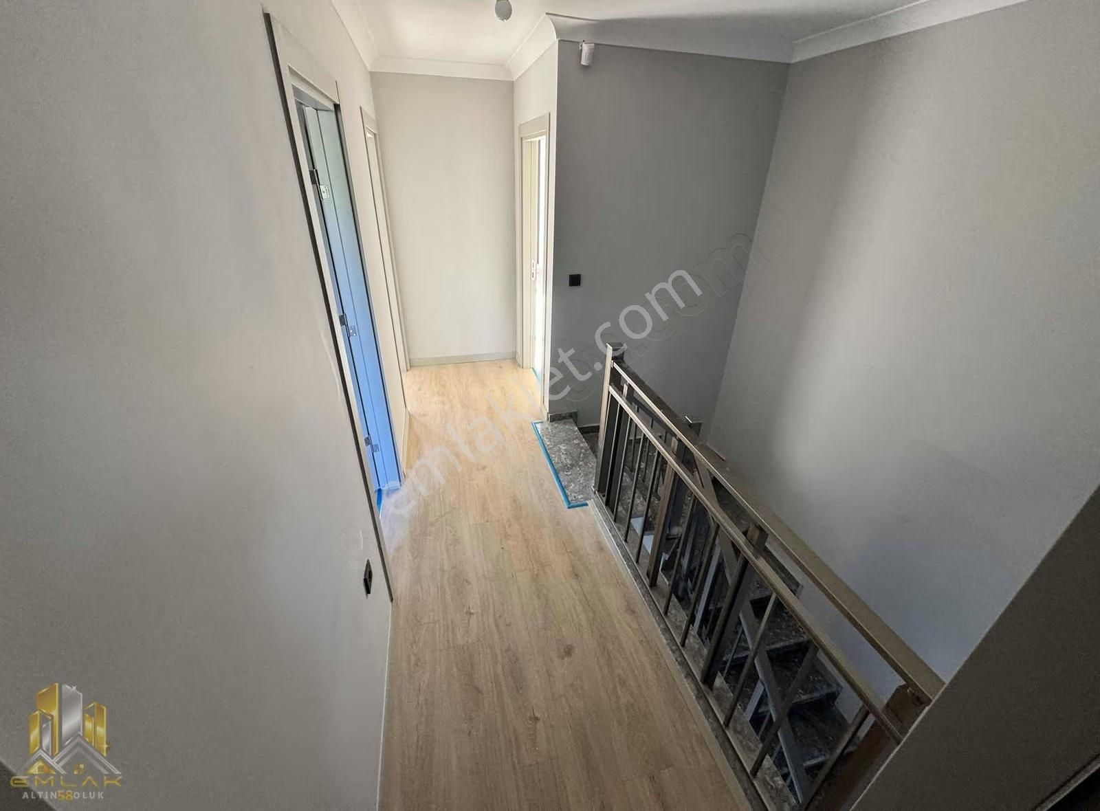 Emlak-58'den Küçükkuyu Merkezde Denize Yakın Sıfır 3+1 Villalar - Görsel 17