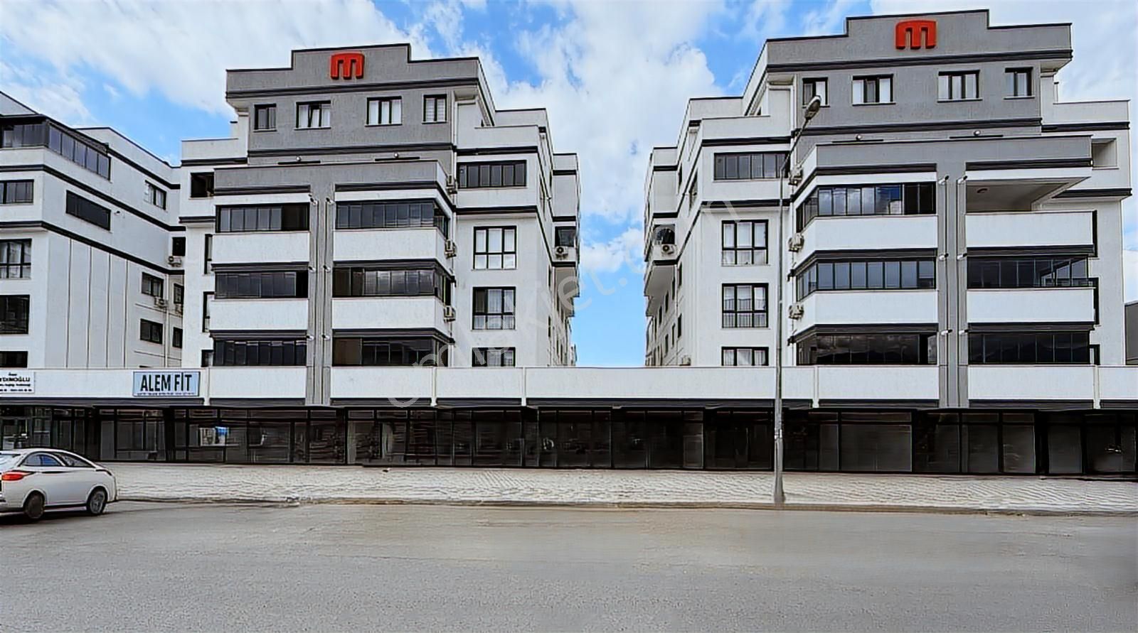 Osmangazi Soğanlı'da Cadde Üzerinde Satılık Dükkan