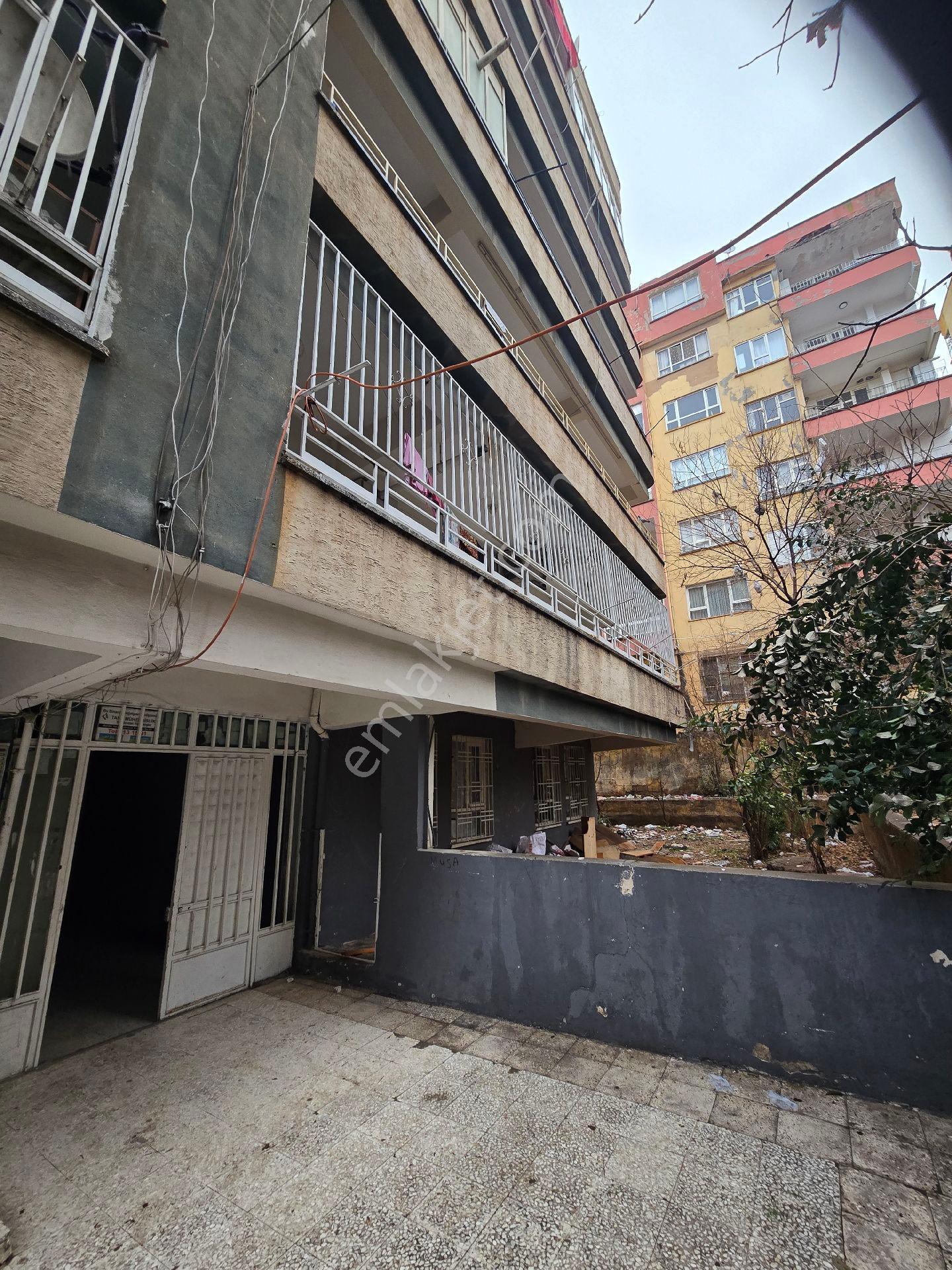 Bamyasuyu Mahallesi'ndeacil Satılık 2+1 Daire - Görsel 4