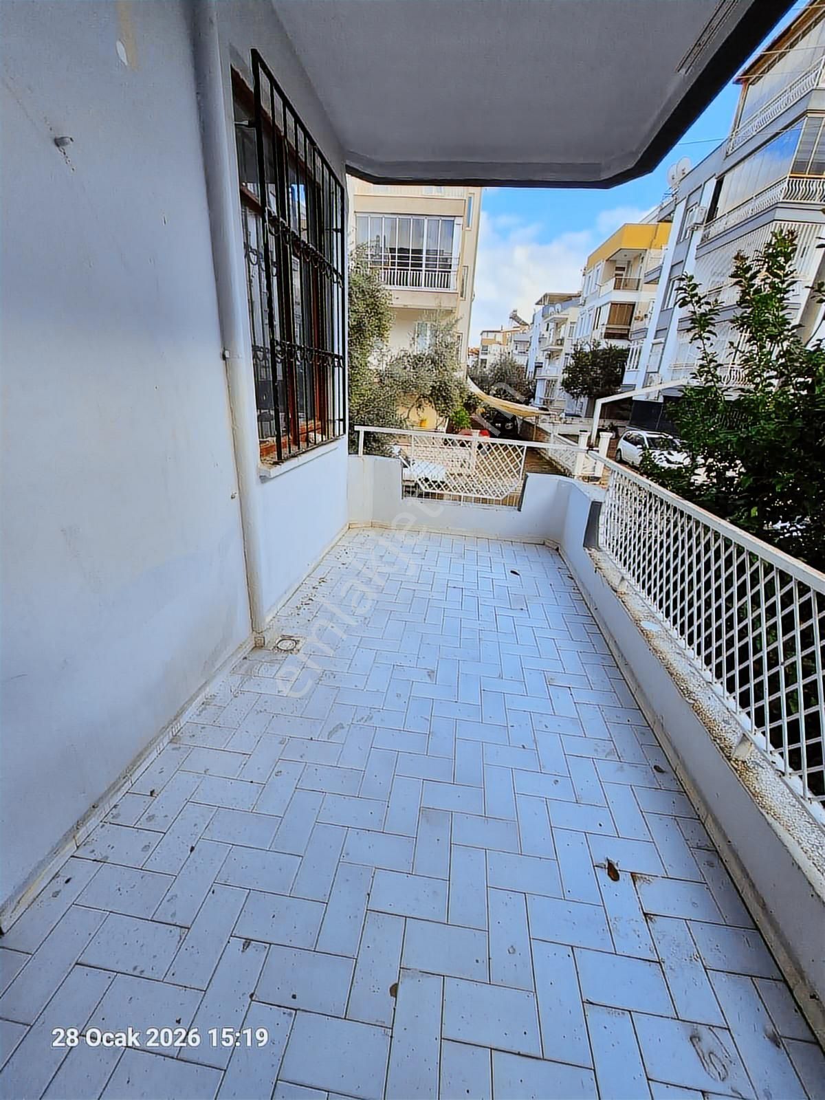 Etiler Merkezi Konumda Geniş 3+1 Kiralık Daire - Görsel 16