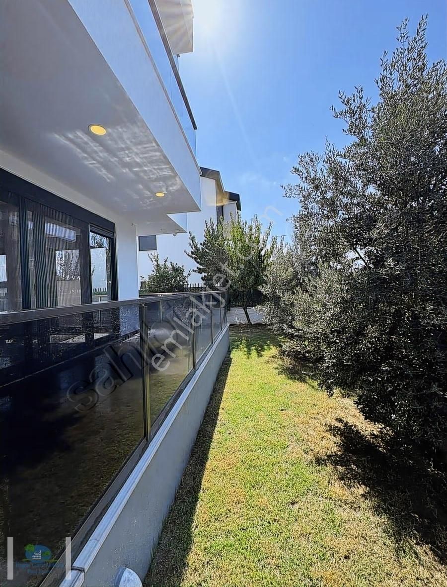 Kumköy De Fırsat Müstakil Tripleks Villa - Görsel 26