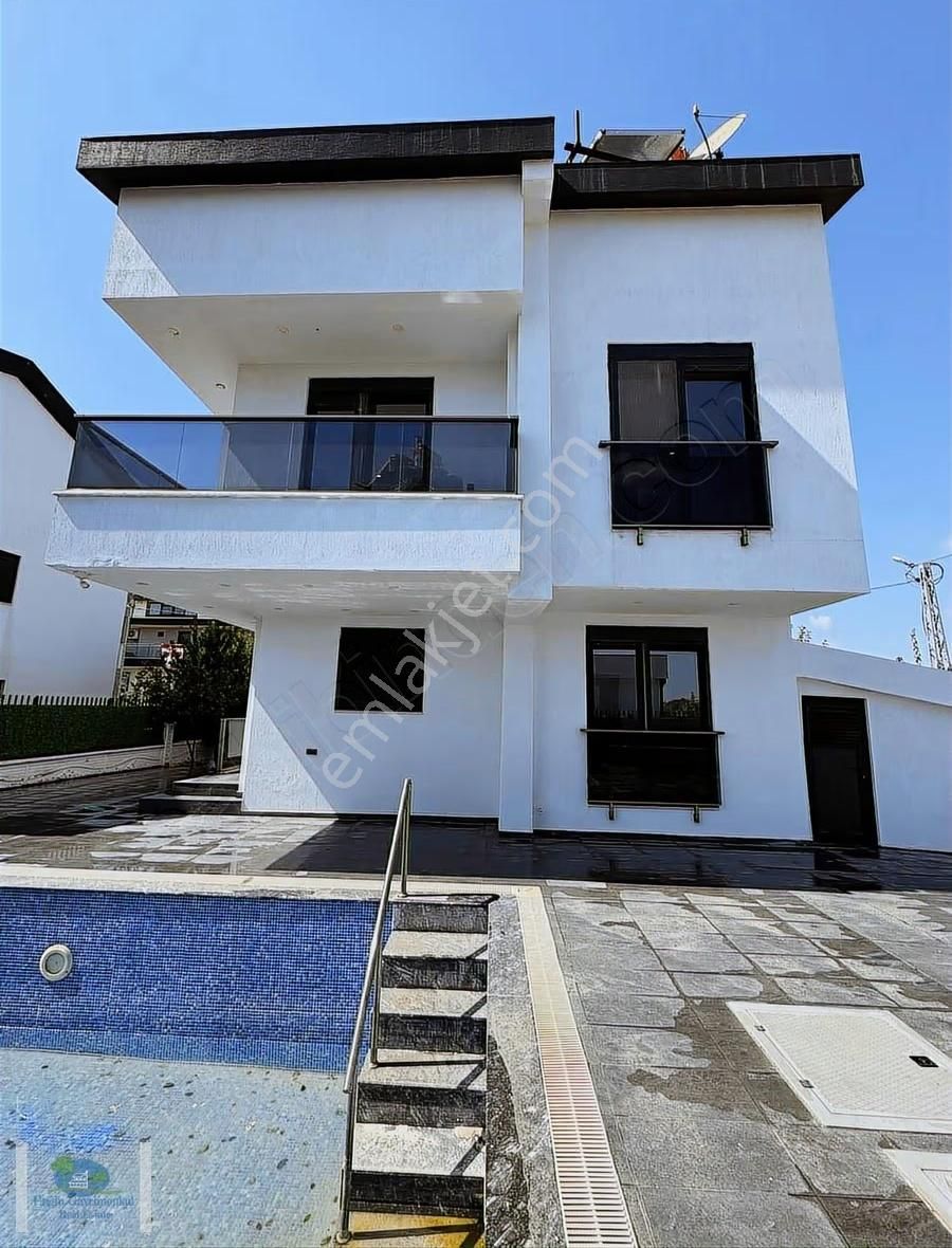 Kumköy De Fırsat Müstakil Tripleks Villa - Görsel 17