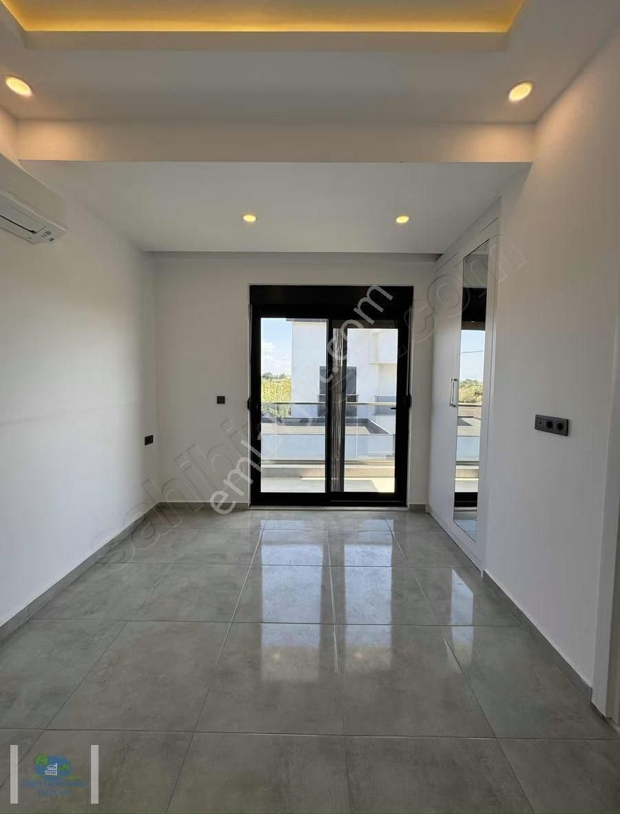 Kumköy De Fırsat Müstakil Tripleks Villa - Görsel 16