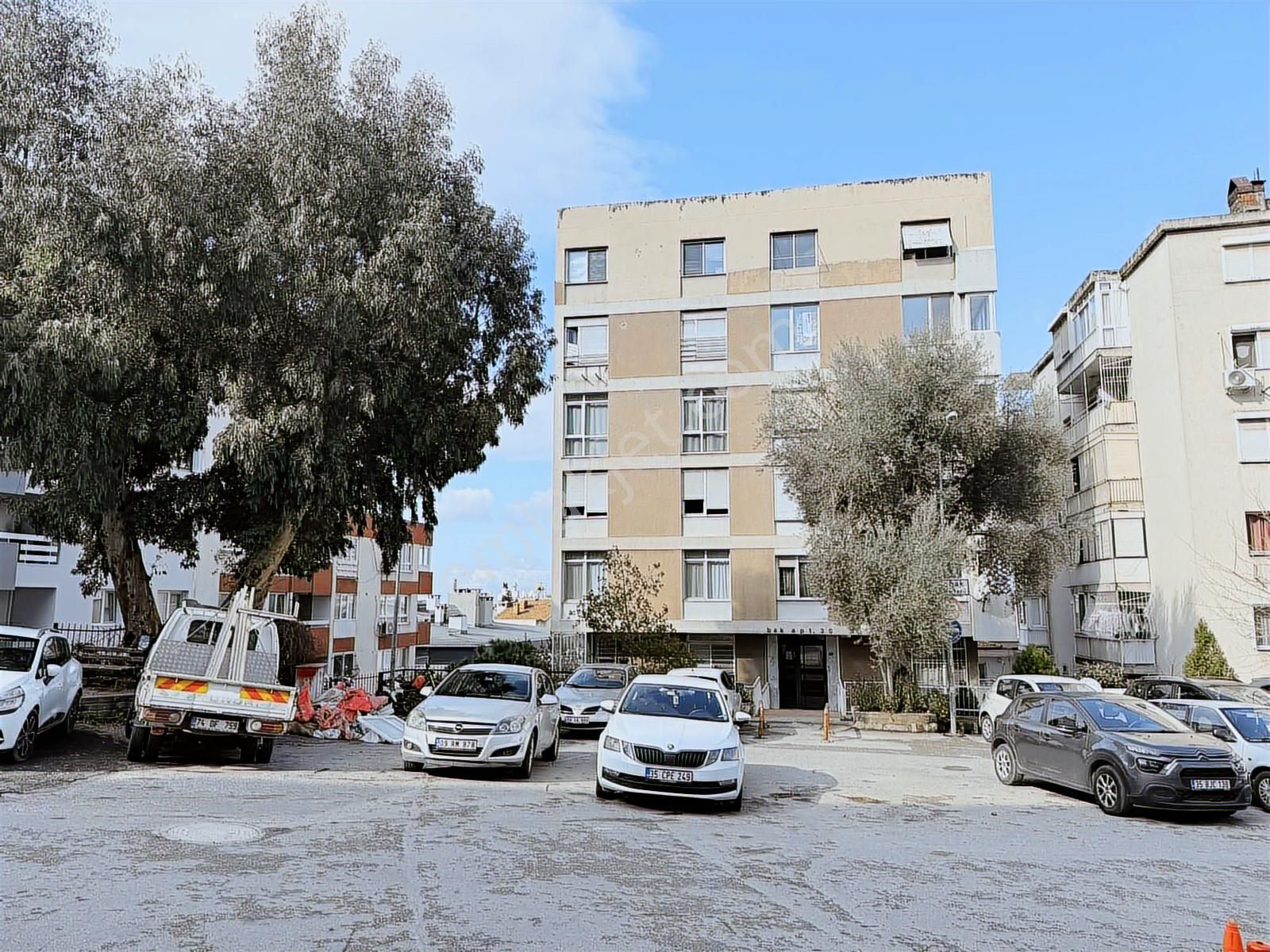 Göztepe'de Full Deniz Manzaralı Tadilatlı Kiralık 3+1