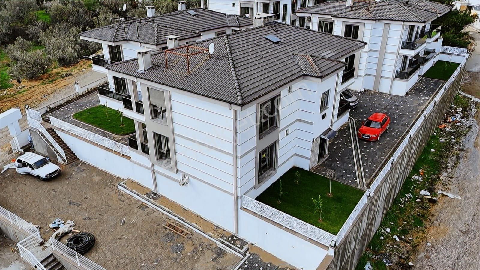 Güre'de Site İçerisinde Havuzlu 2+1 - Görsel 13