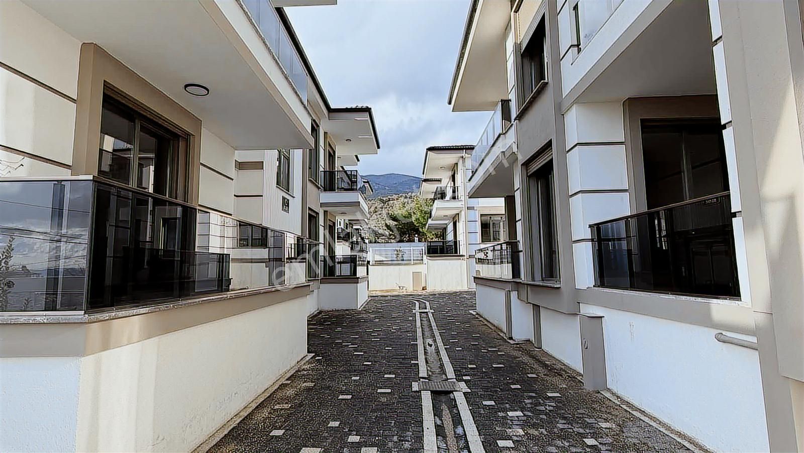 Güre'de Site İçerisinde Havuzlu 2+1 - Görsel 24