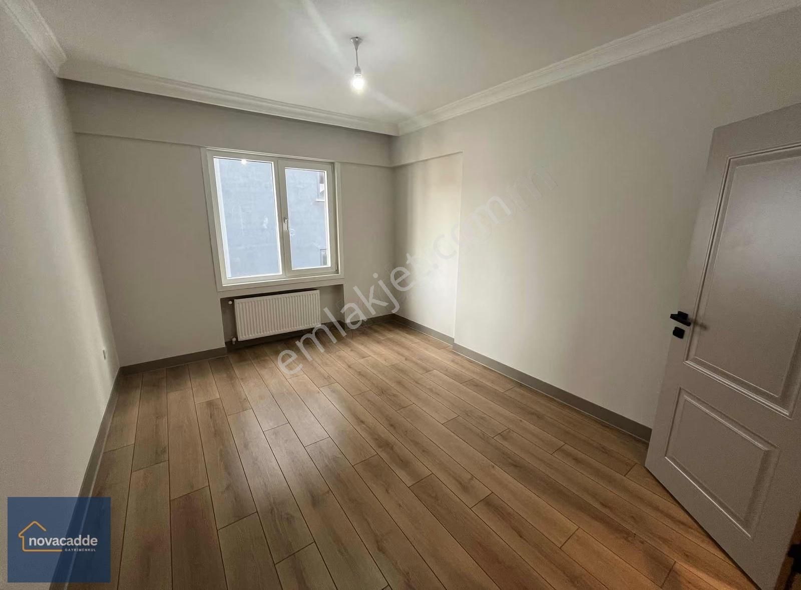 Özel Mimari Dekorlu, 2000 Yılında Yapılmış 3+1 Satılık Daire - Görsel 5