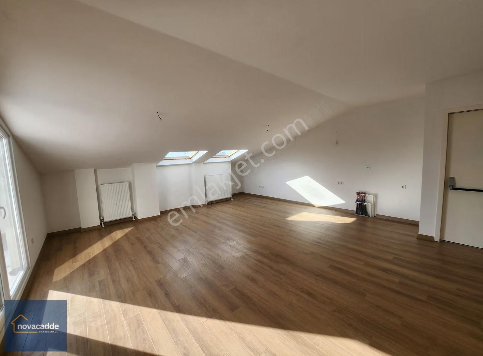 Nova Cadde'den Sıfır Muhteşem Deniz Adalar Manzaralı 4+2 Dubleks - Görsel 15