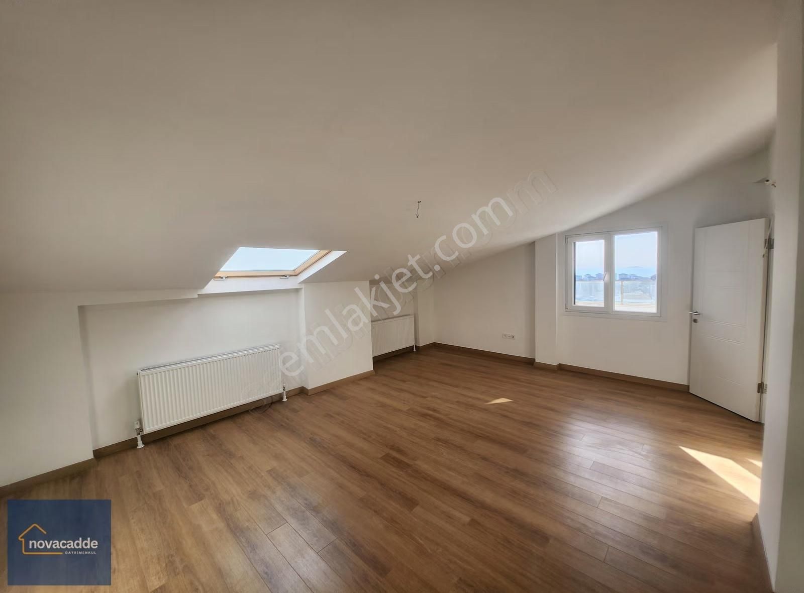 Nova Cadde'den Sıfır Muhteşem Deniz Adalar Manzaralı 4+2 Dubleks - Görsel 6