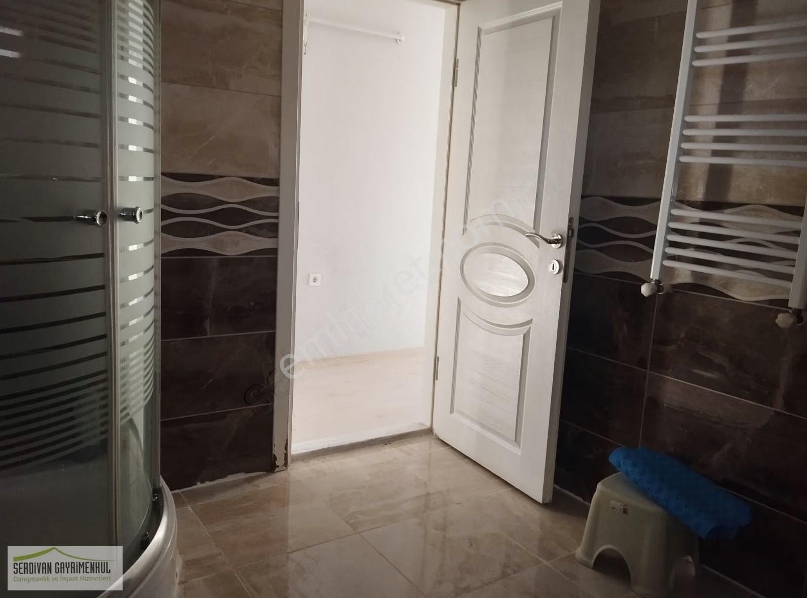 Serdivan Yazlıkta Geniş Daire - Görsel 14