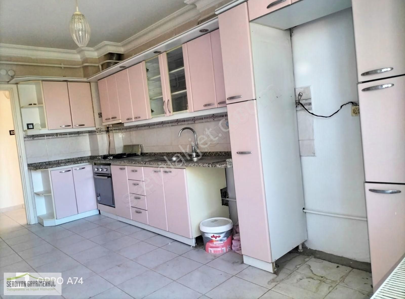 Sakarya Merkezde Kiralık 3+1 Geniş Daire.. - Görsel 17