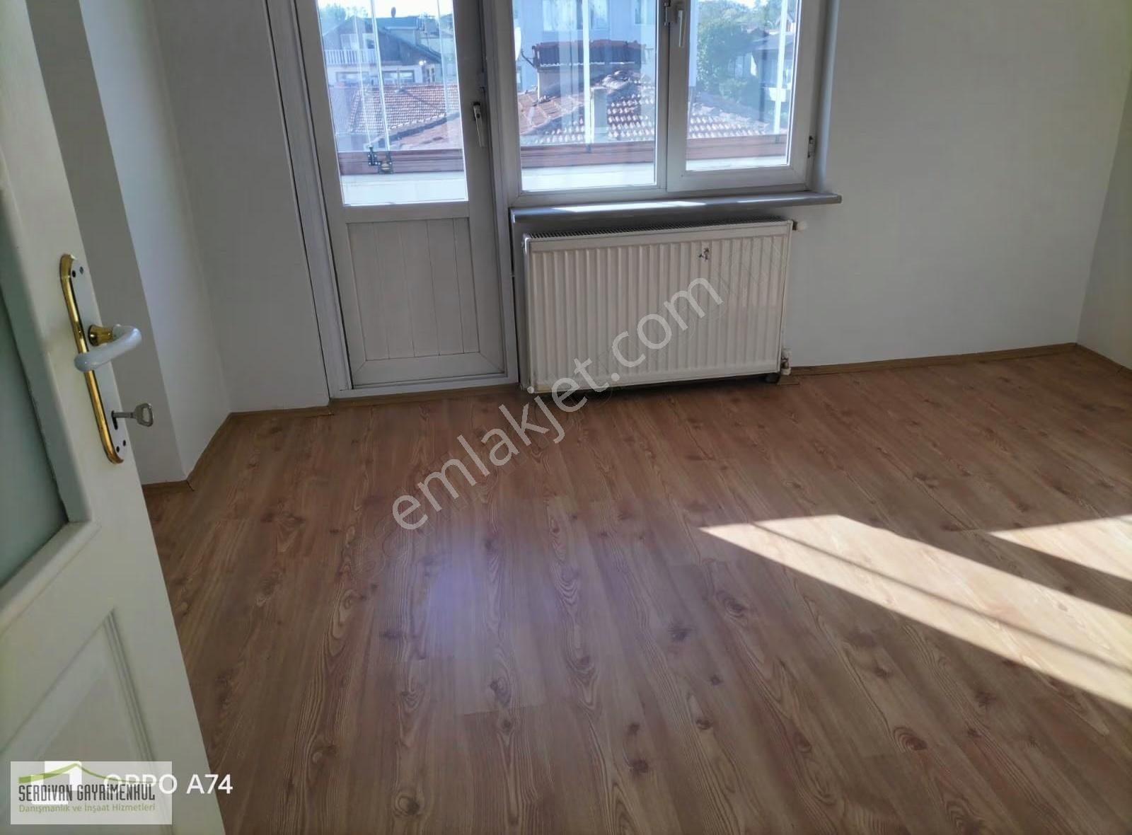 Sakarya Merkezde Kiralık 3+1 Geniş Daire.. - Görsel 16