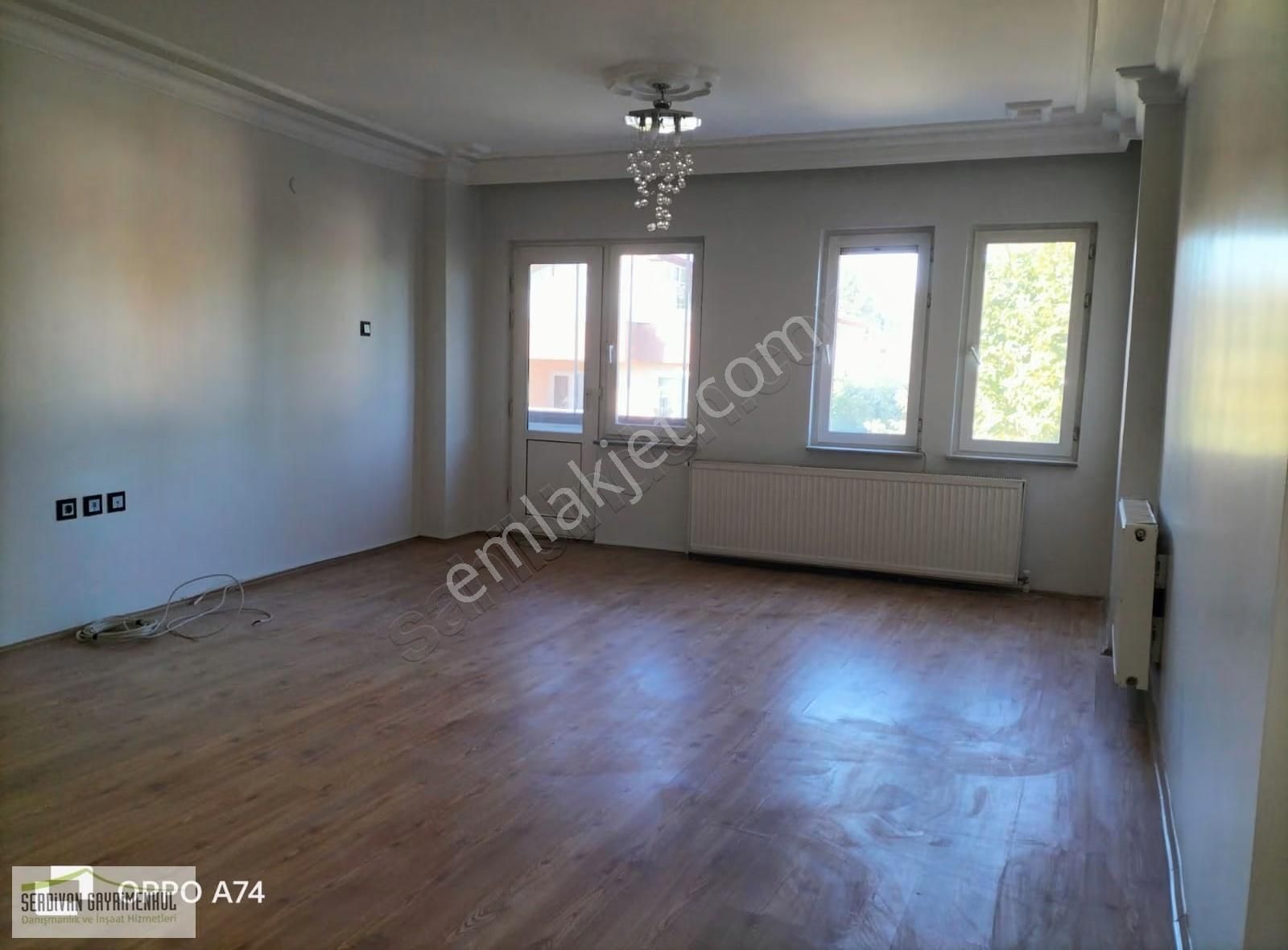 Sakarya Merkezde Kiralık 3+1 Geniş Daire.. - Görsel 33