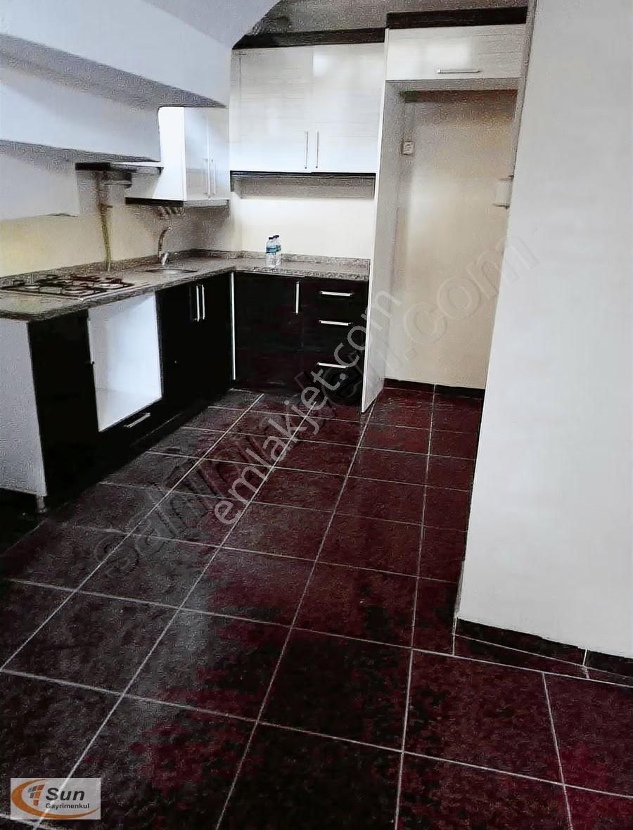 Sun Gayrimenkul'den Ofis Mağaza Restoran Büro Alt Katı Mevcut - Görsel 7