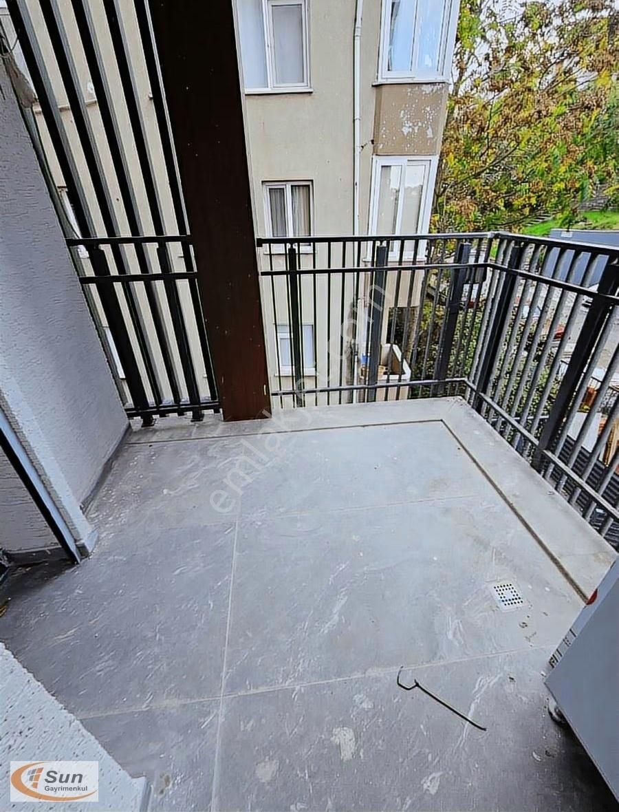 Uskudar İcadiye Mah Sifir Arakat 2+1 Firsat Daire Otoparkli - Görsel 4