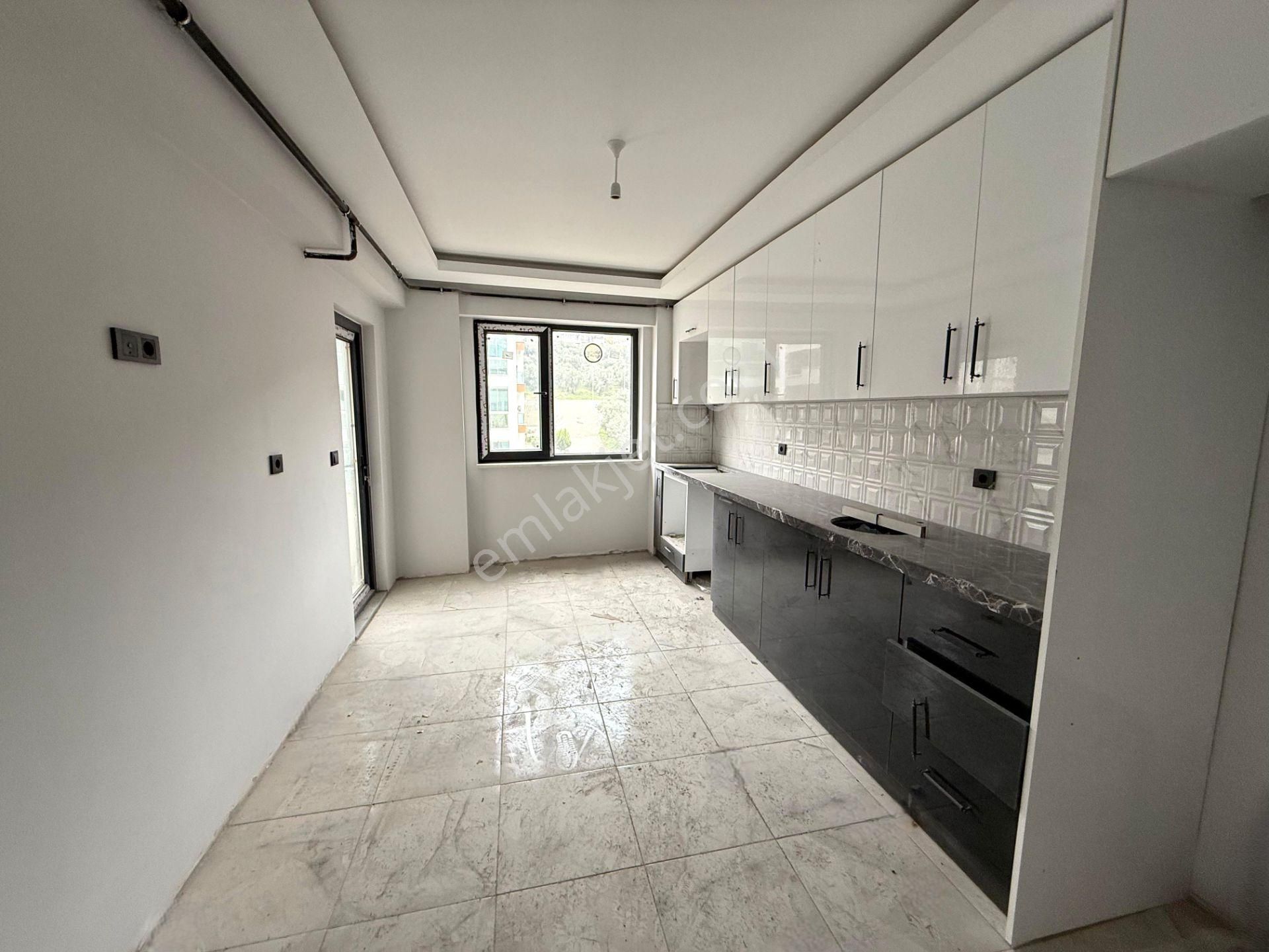 Hisar'da Sıfır 6+1 Çift Teraslı Full Manzaralı Dubleks Daire - Görsel 10
