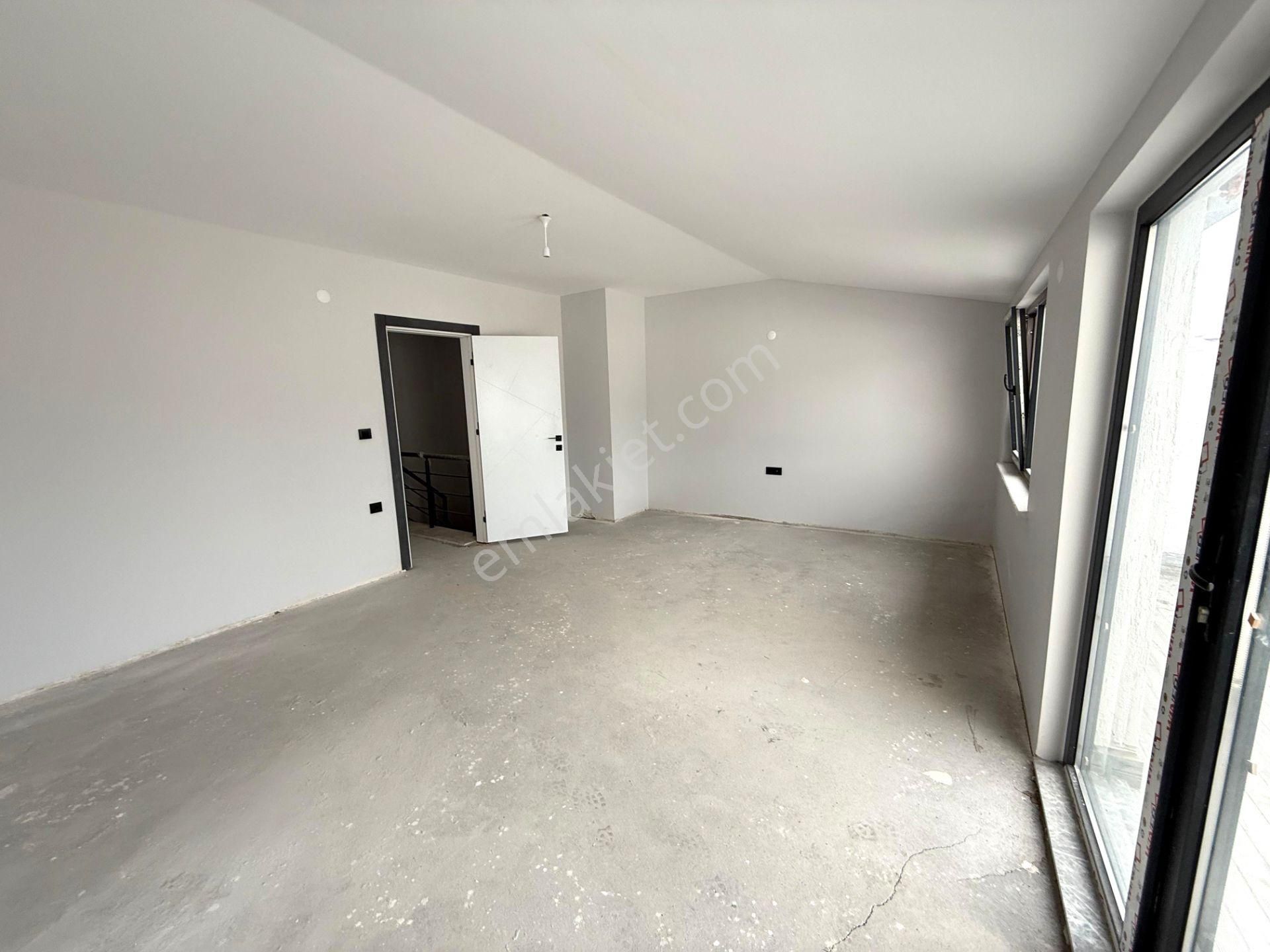 Hisar'da Sıfır 6+1 Çift Teraslı Full Manzaralı Dubleks Daire - Görsel 19