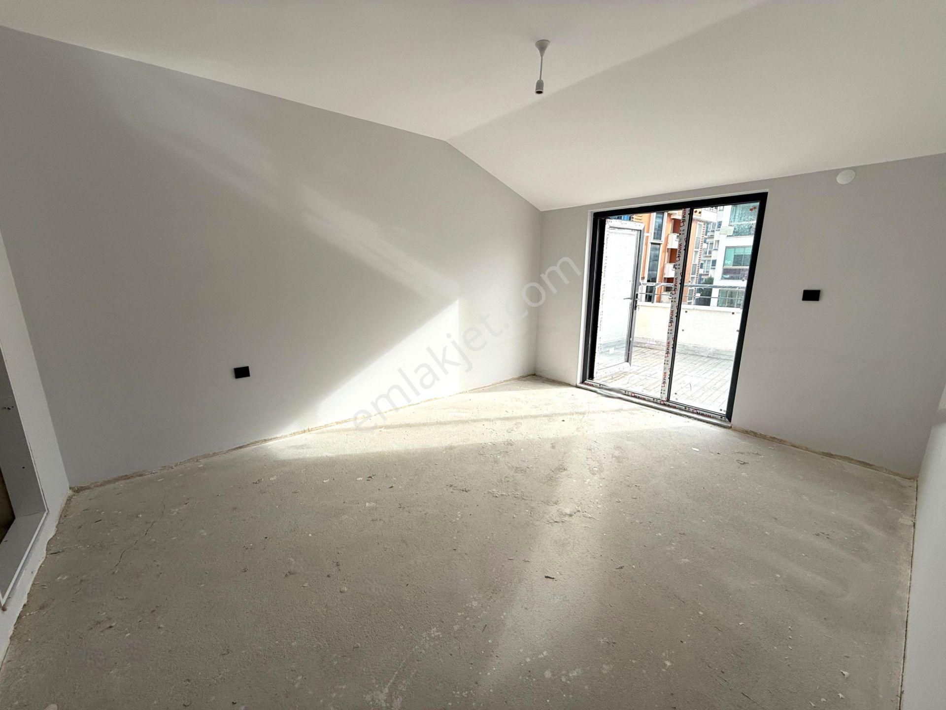 Hisar'da Sıfır 6+1 Çift Teraslı Full Manzaralı Dubleks Daire - Görsel 22