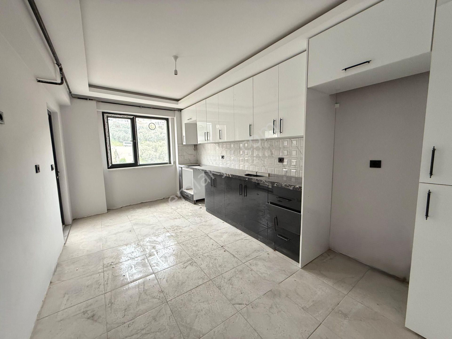Hisar'da Sıfır 6+1 Çift Teraslı Full Manzaralı Dubleks Daire - Görsel 11