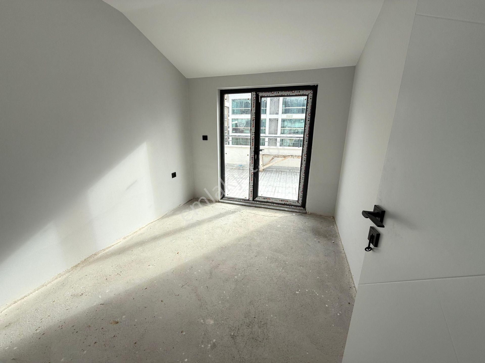 Hisar'da Sıfır 6+1 Çift Teraslı Full Manzaralı Dubleks Daire - Görsel 27