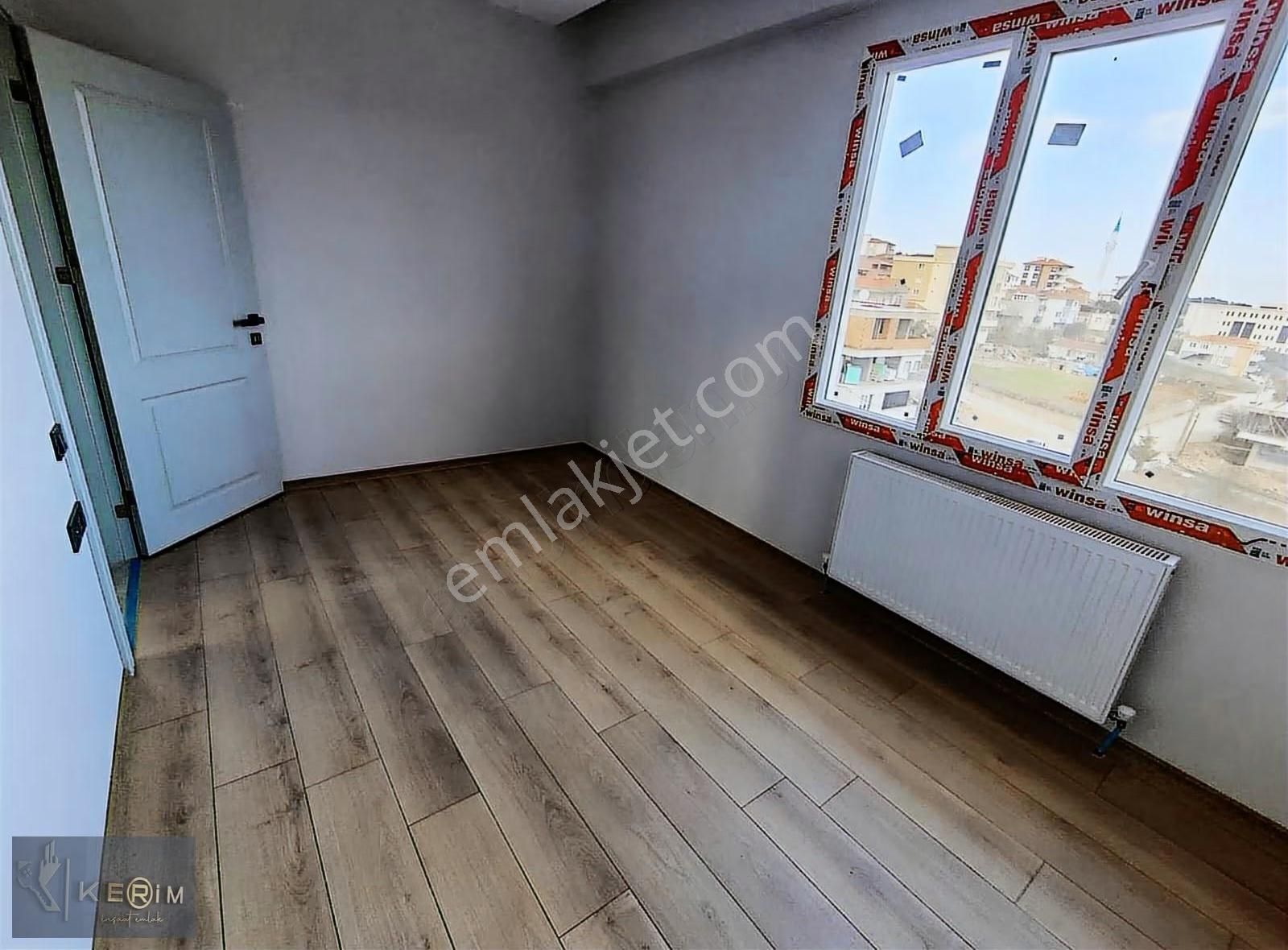 Kerim'den Ayvacık Merkezde Satılık 2+1 Kapalı Mutfak Daire - Görsel 2